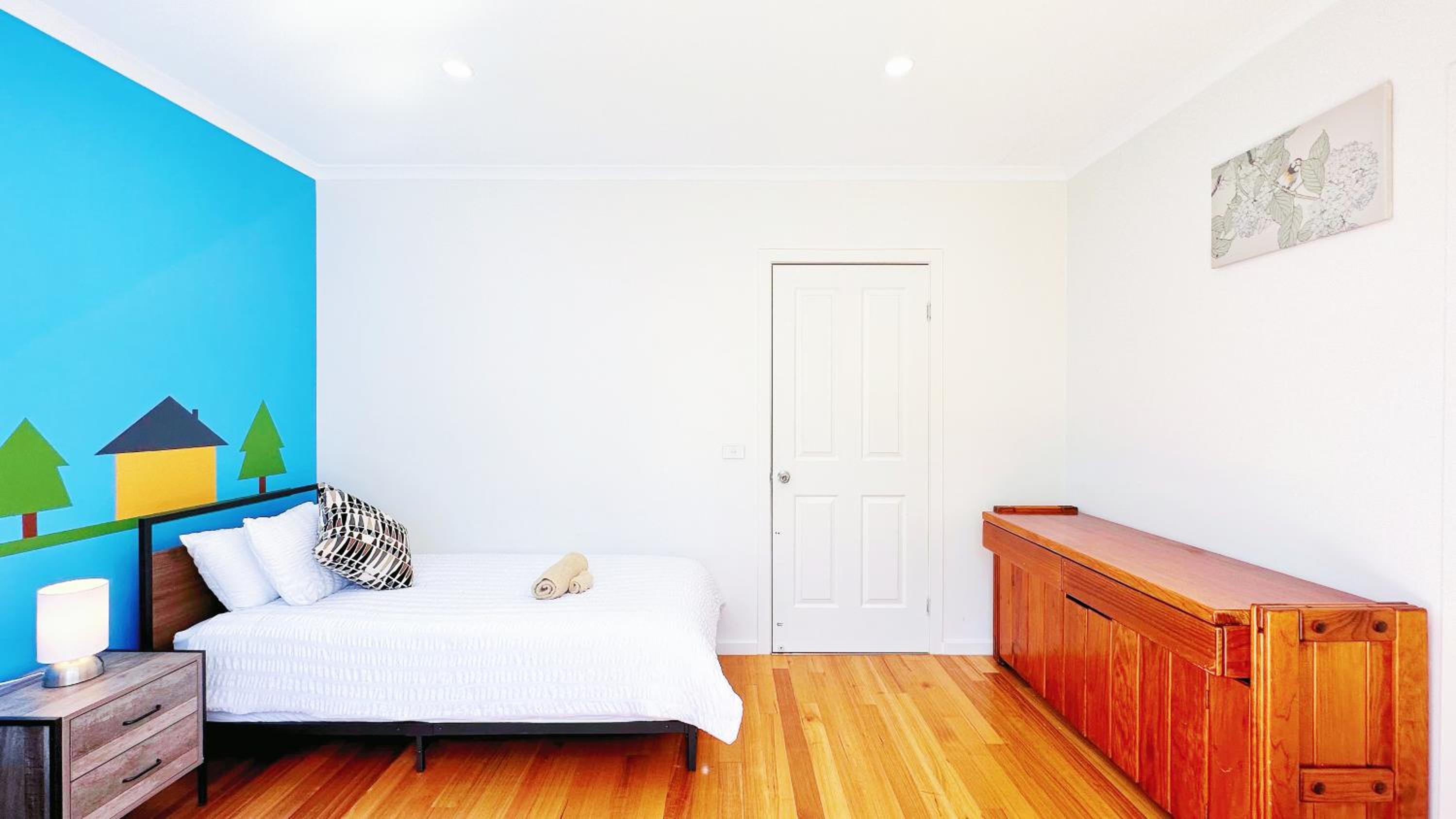 Parkside House by GoodLive