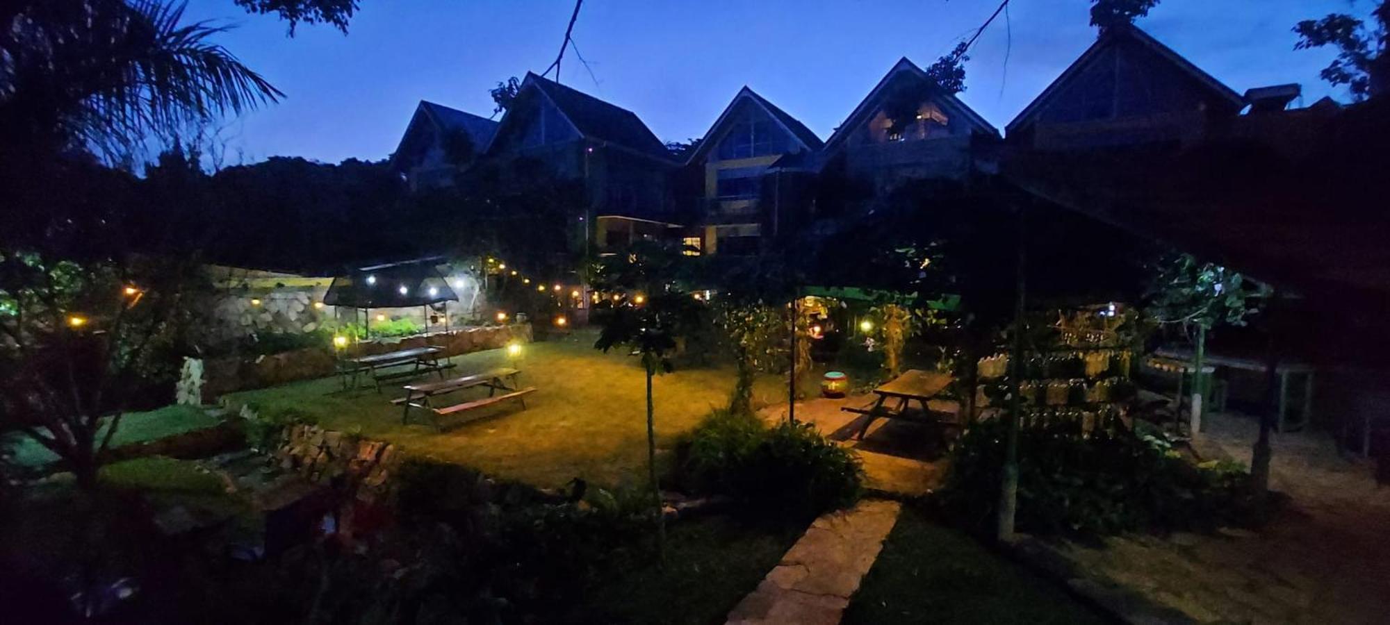 Yellow Haven Lodge