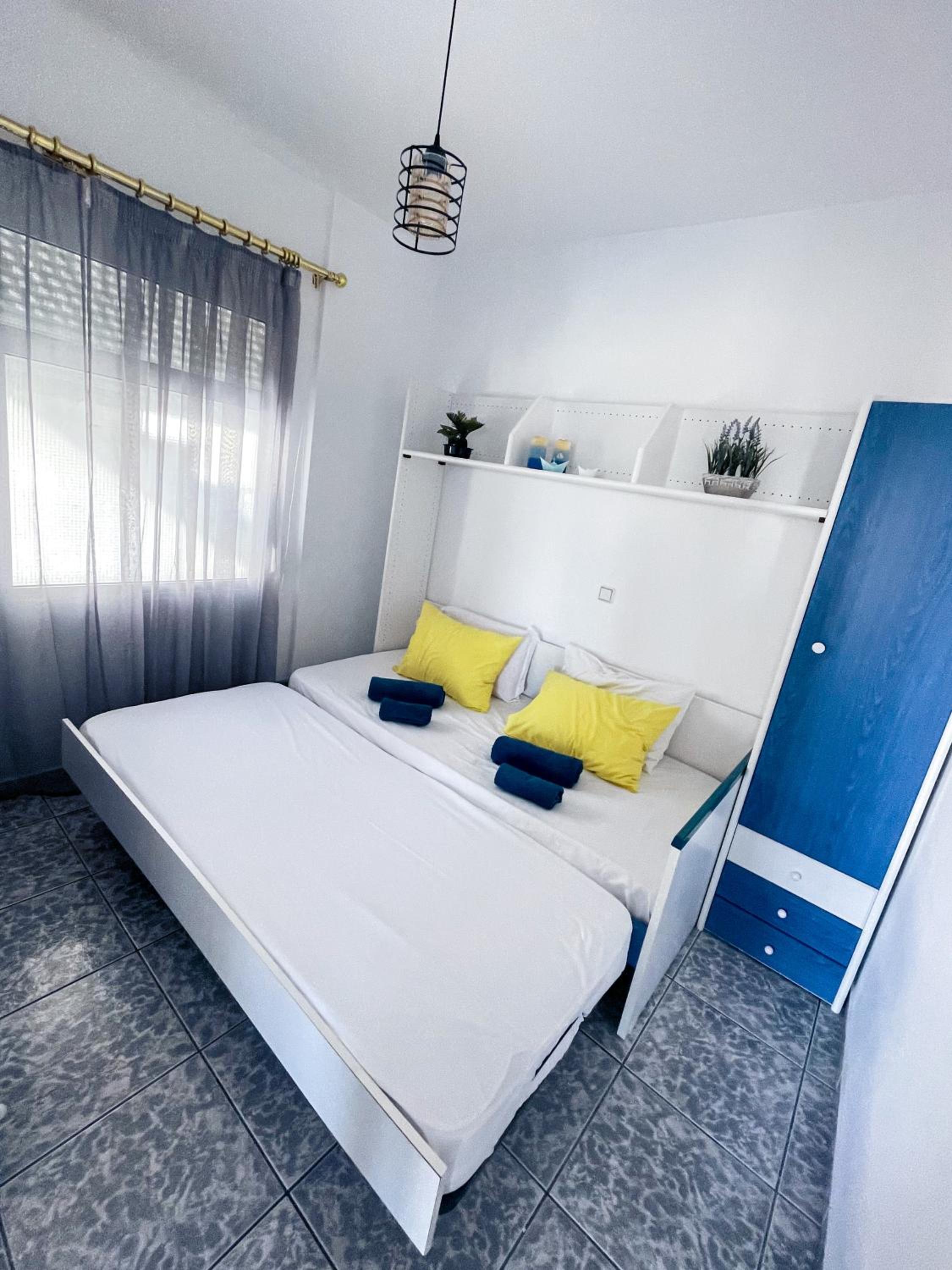Coastline Apartment