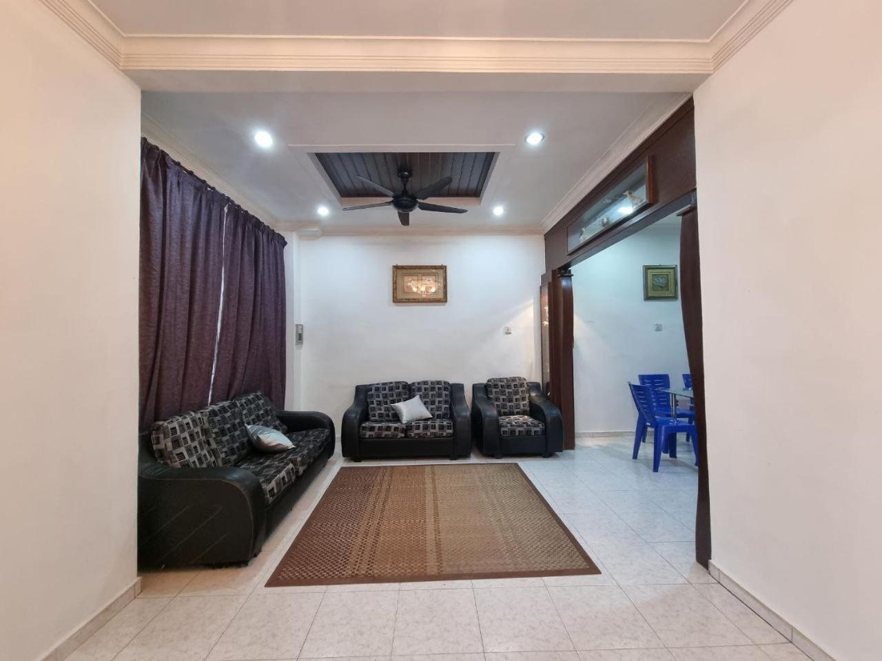 HELLO HOMESTAY