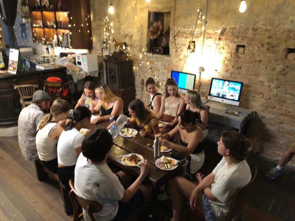 Mingle Highstreet - CoWorking Hub