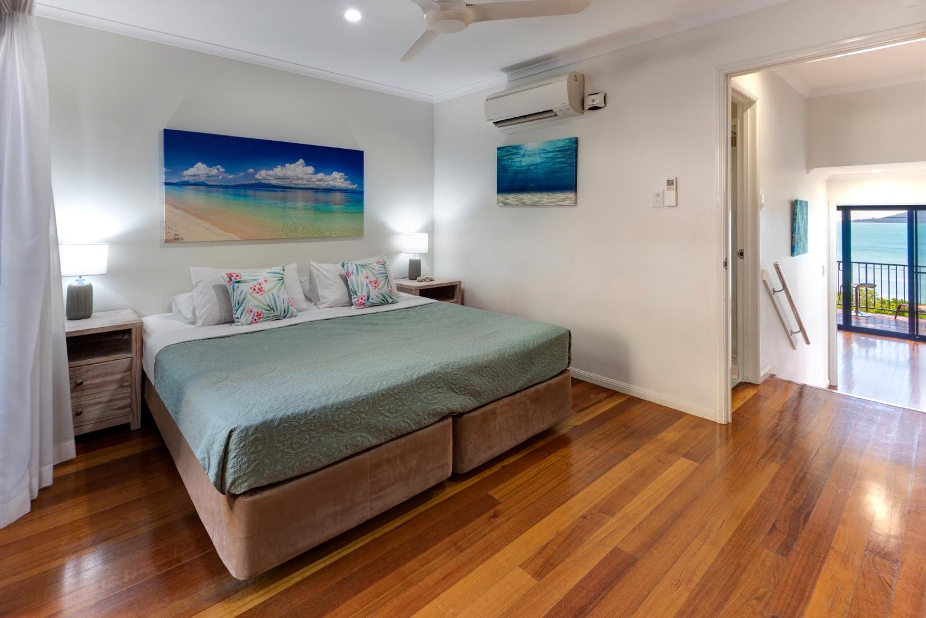 The Panorama 3, Hamilton Island 2 Bedroom 2 Bathroom Ocean View Modern Apartment