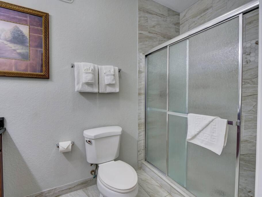 Poolside condo at Tuscana Resort with Hot Tub