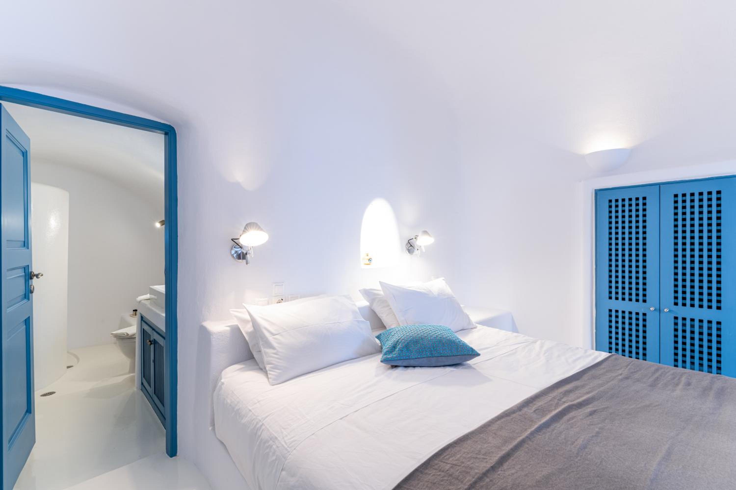 Aristos Life Luxury Cave Villas