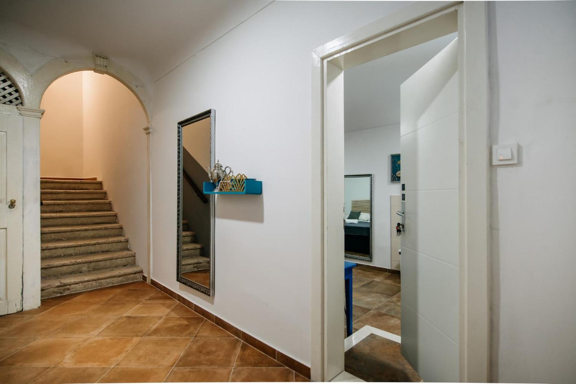 ART DECO DUBROVNIK APARTMENTS by DuHomes