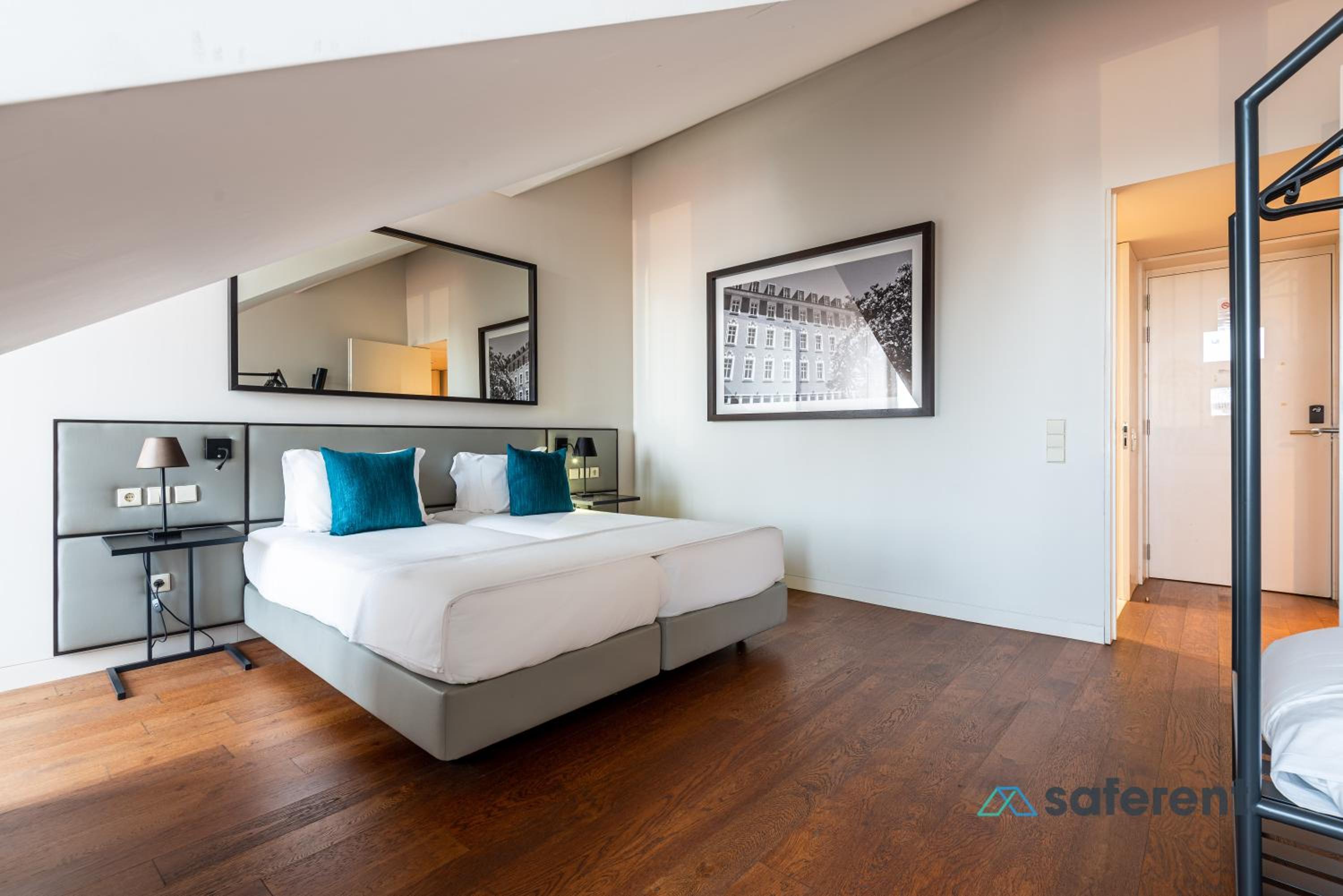 Exclusive Top Floor 2BD by the TimeOut market view 3