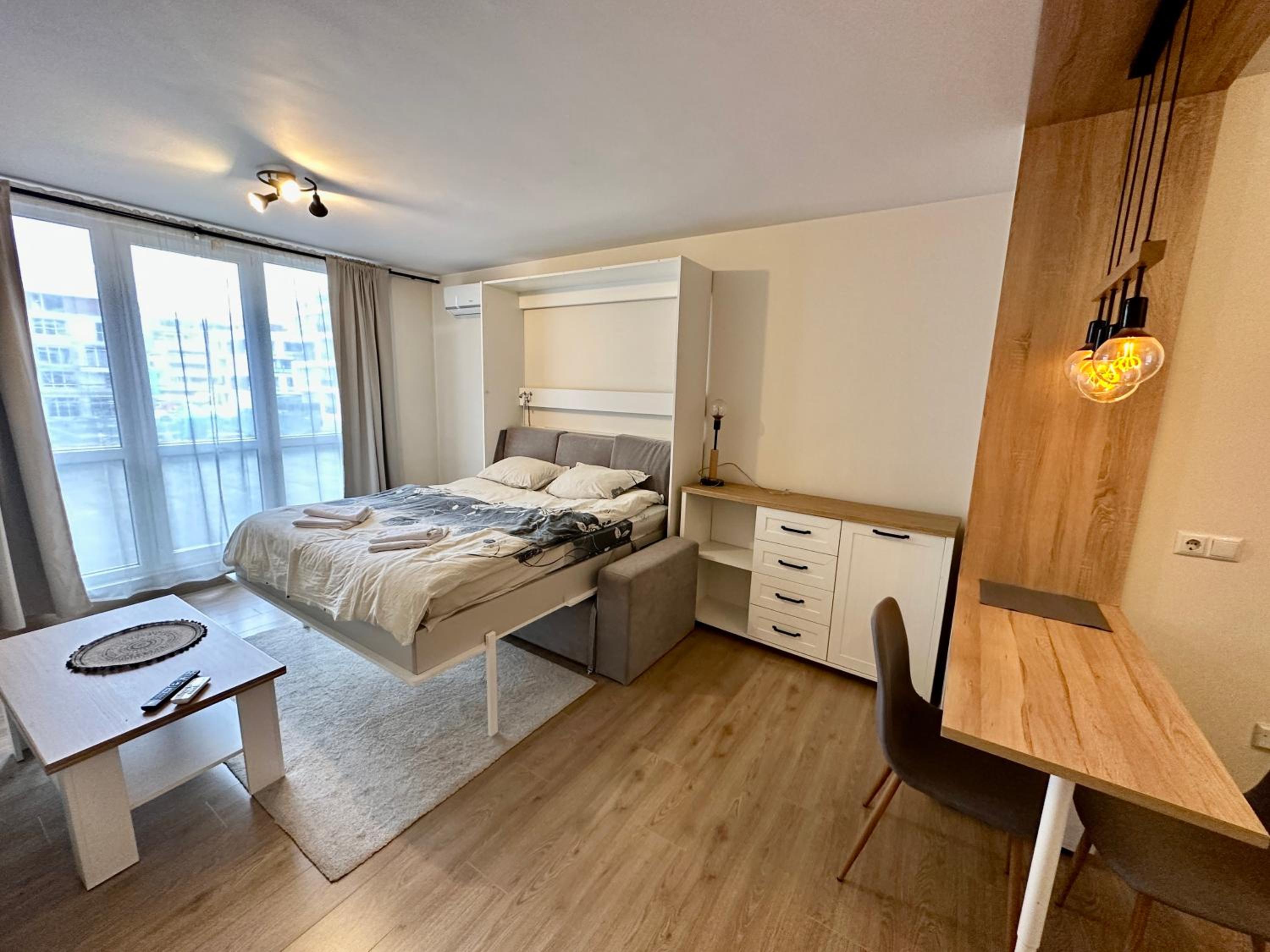 Allegro Home, Apartment by LMG