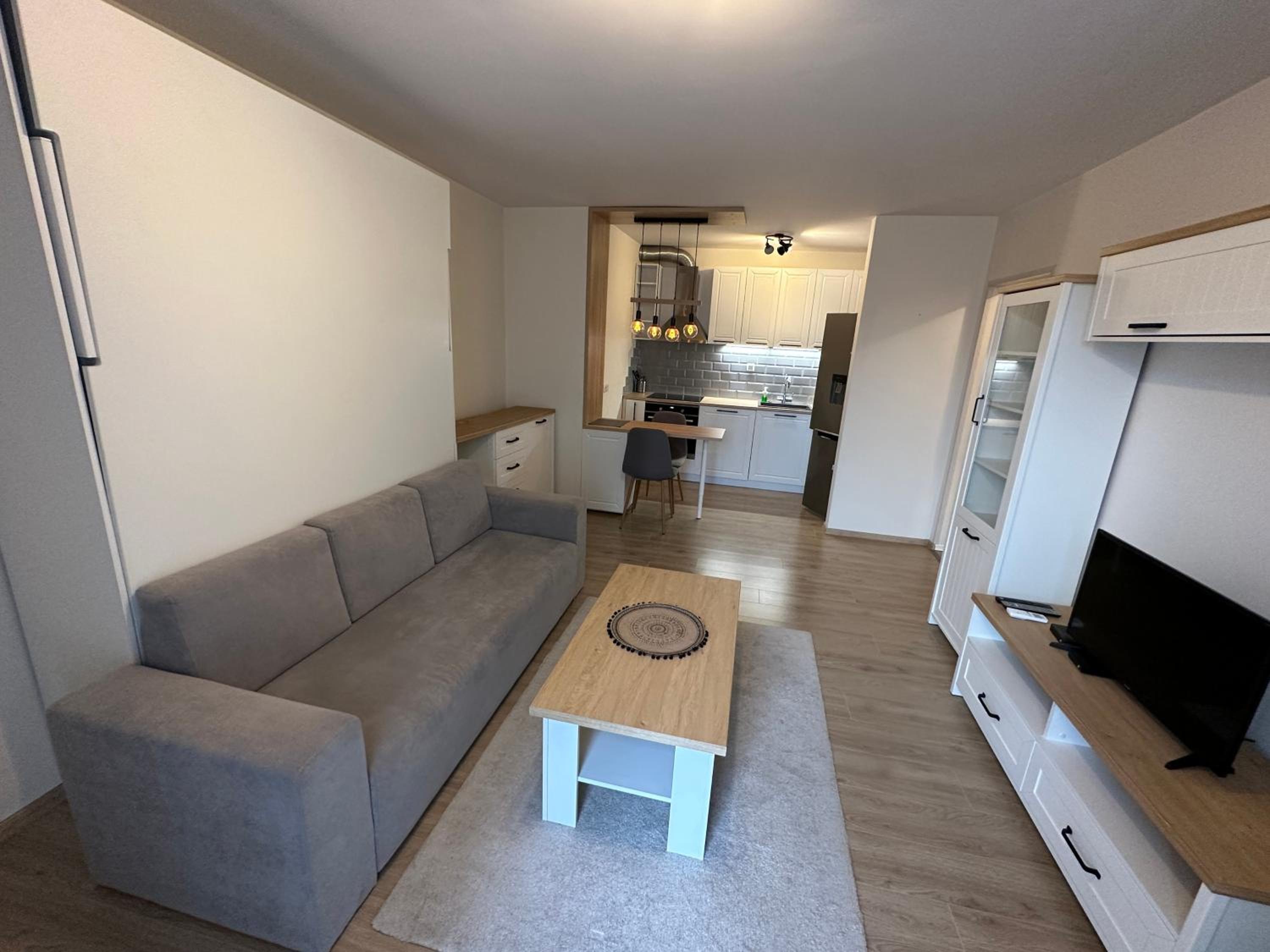 Allegro Home, Apartment by LMG