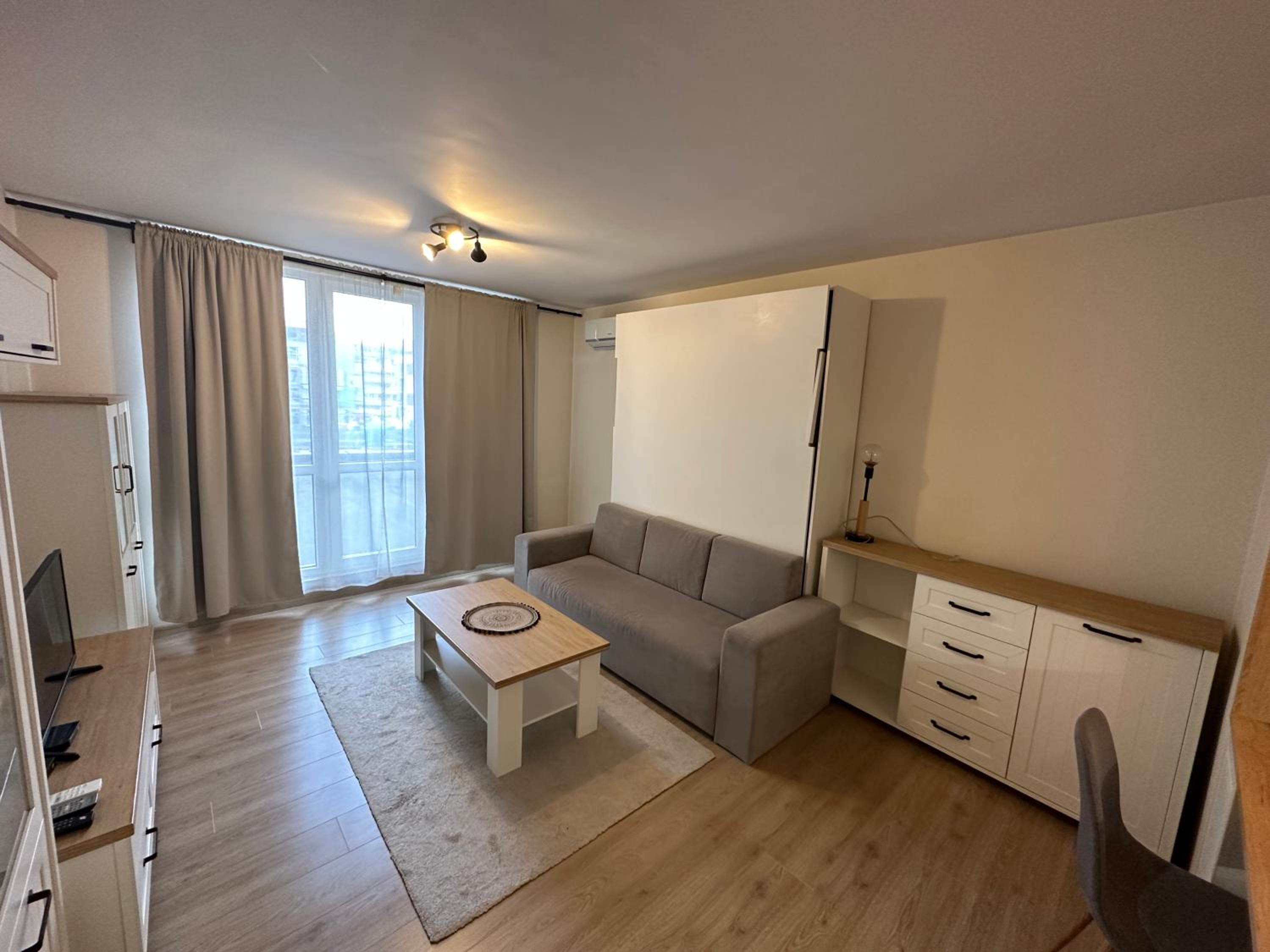 Allegro Home, Apartment by LMG