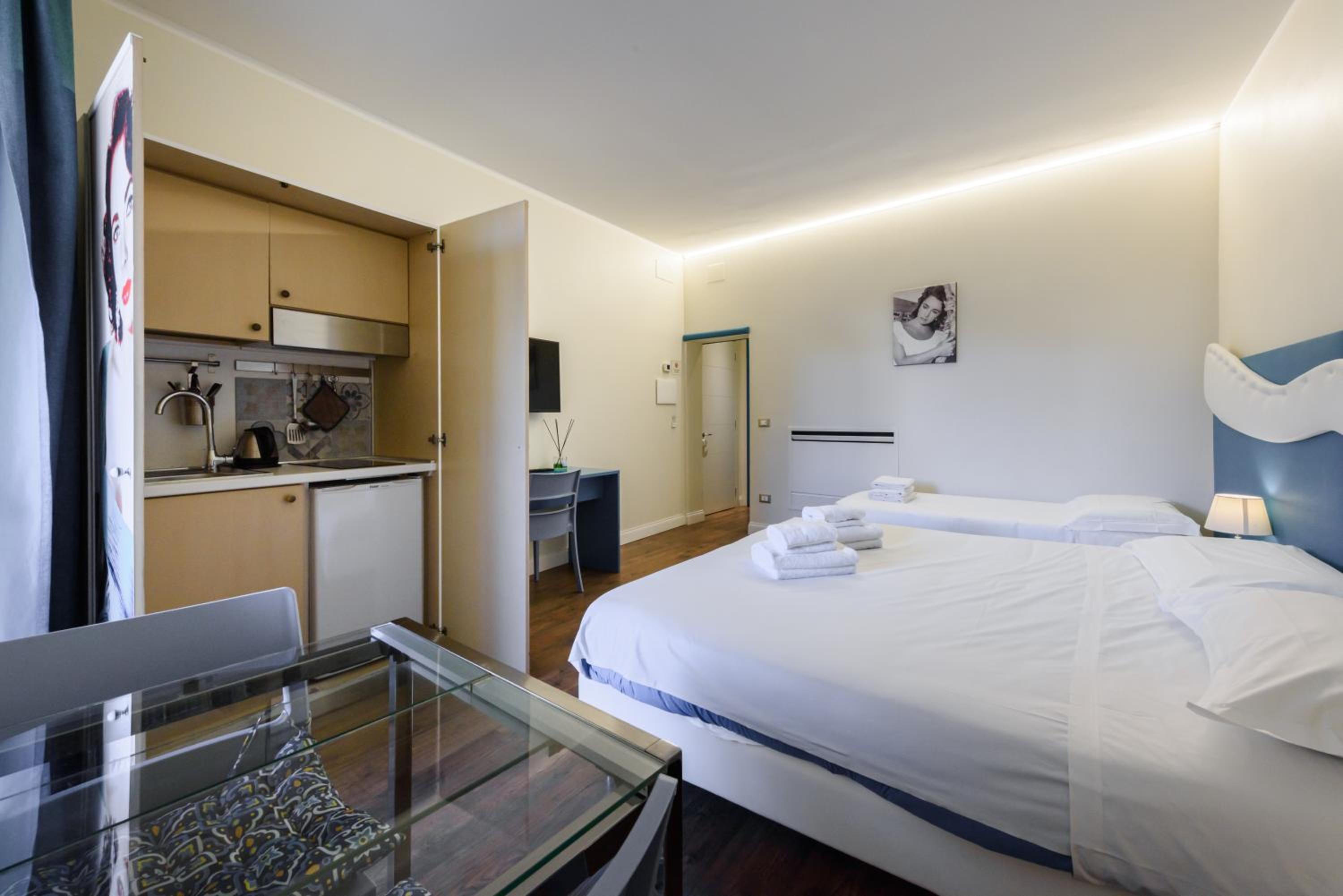 Dolcevita Suite by Mmega photo 5