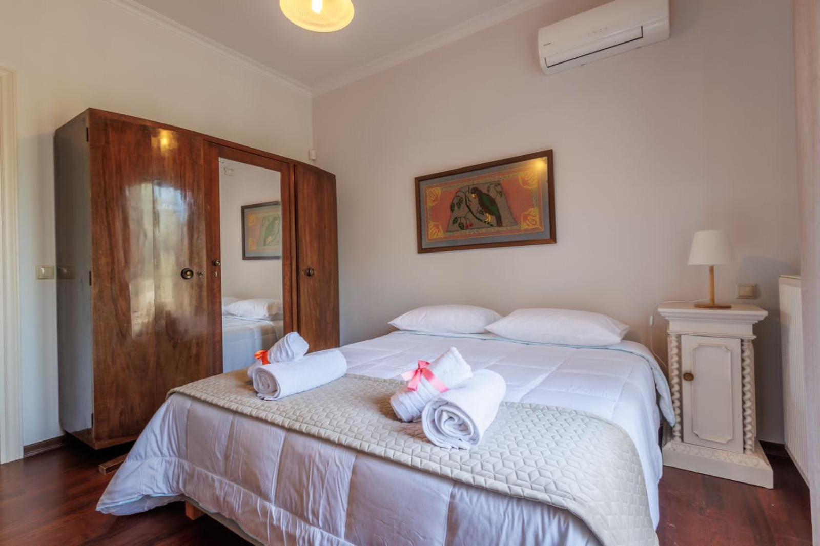 Secluded villa photo 3