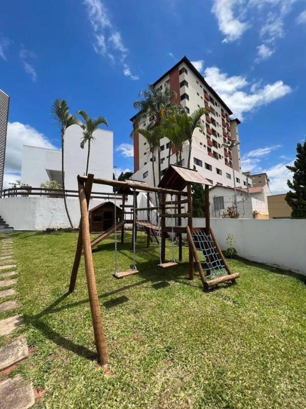 Apartamento Charmoso no Centro com Garagem