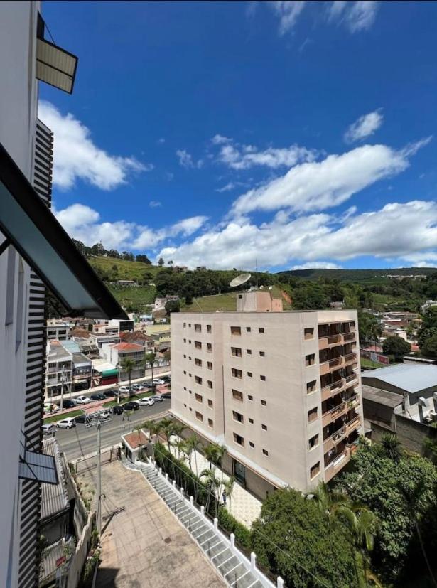 Apartamento Charmoso no Centro com Garagem