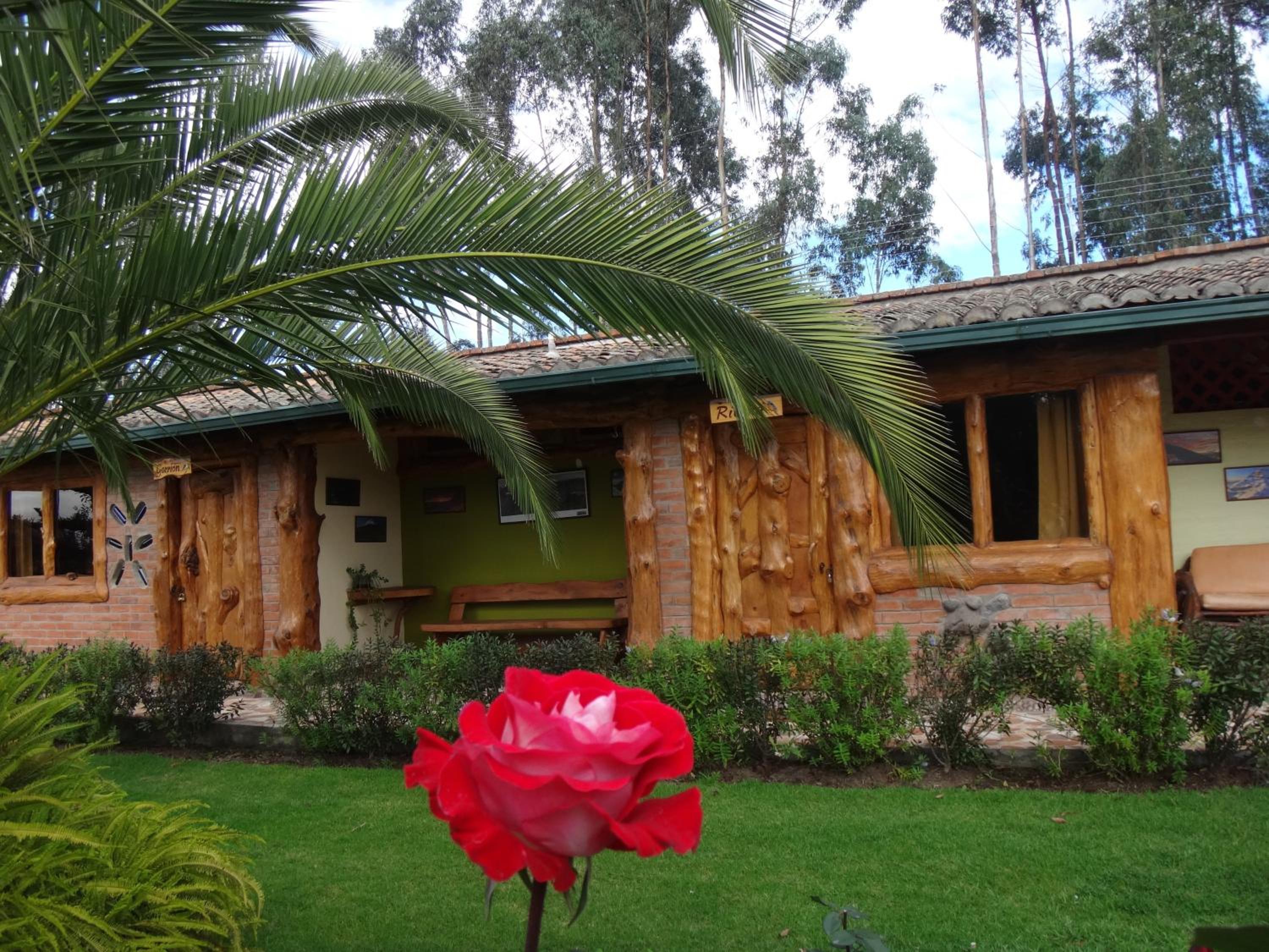 Zaysant Ecolodge