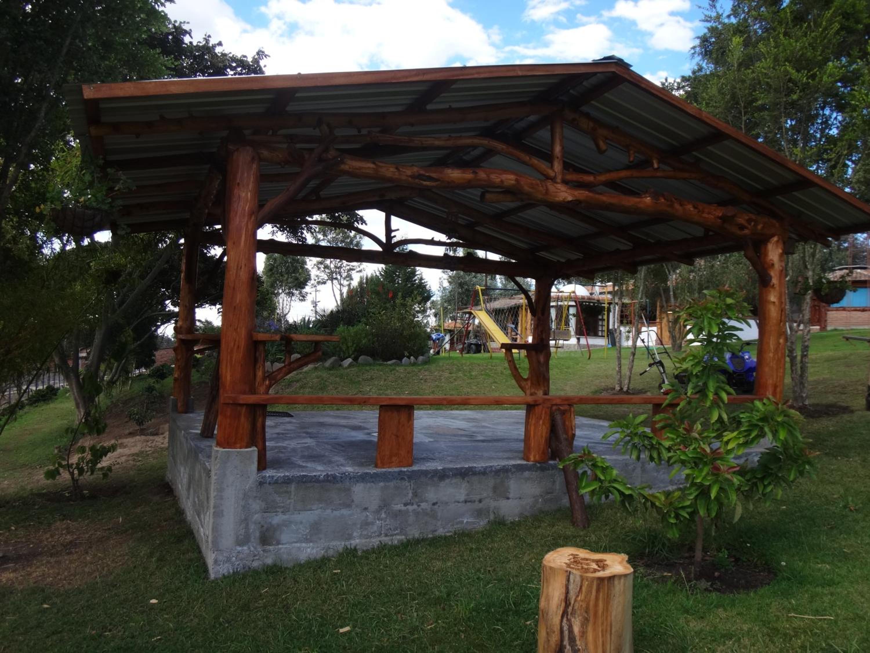 Zaysant Ecolodge