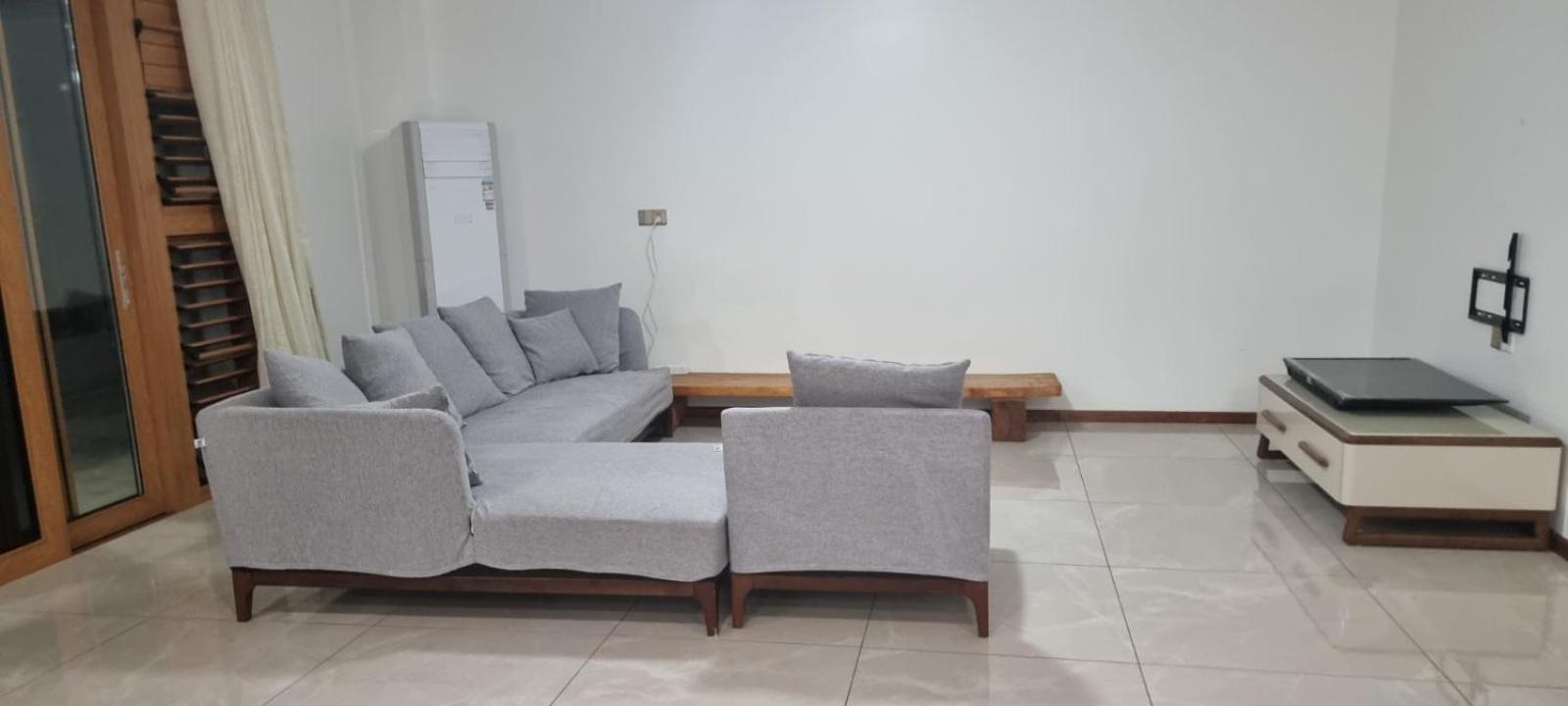 Nena Accomodations