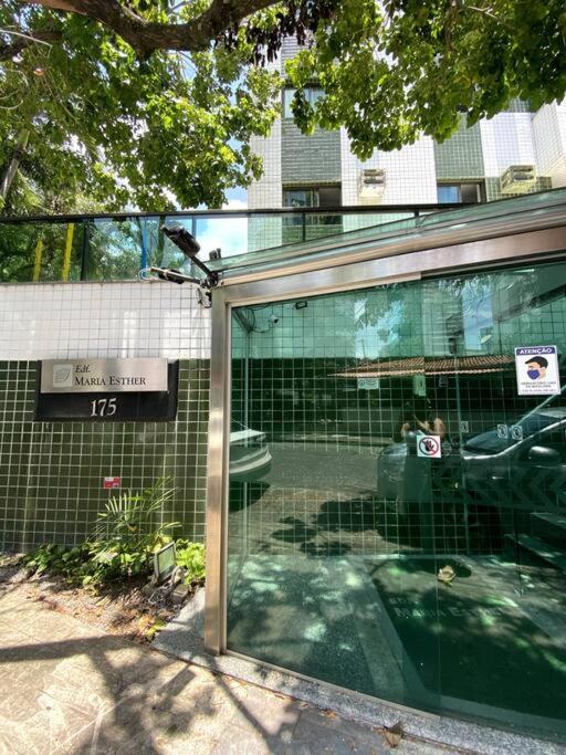 Excelente Apartamento! Custo benefício. Tudo perto