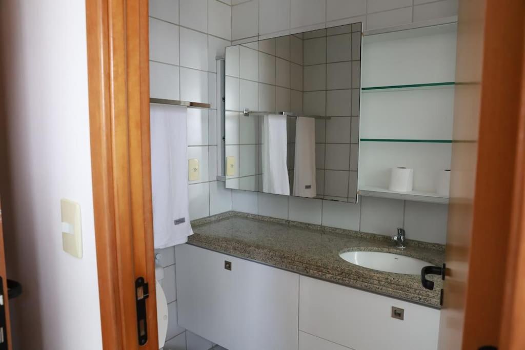 Excelente Apartamento! Custo benefício. Tudo perto
