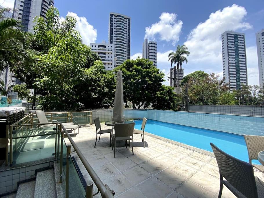 Excelente Apartamento! Custo benefício. Tudo perto