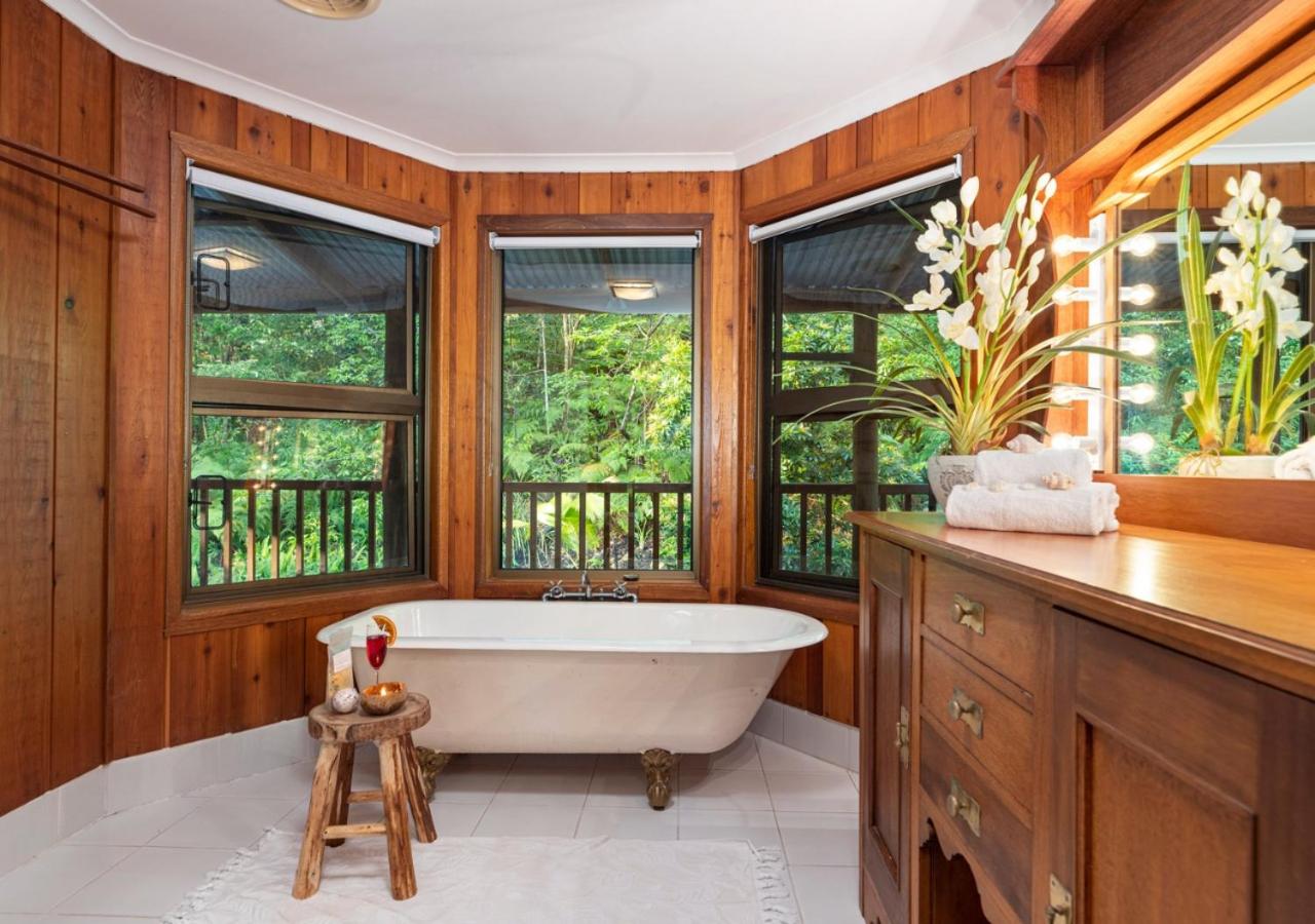 The Forest Buré - Fijian Hinterland Retreat