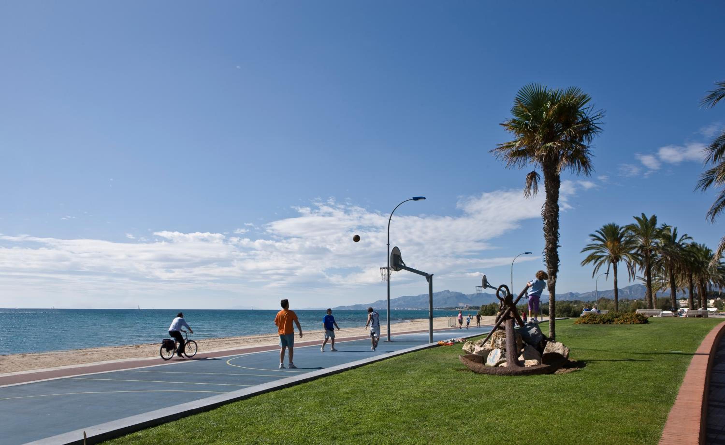 activities & amenities