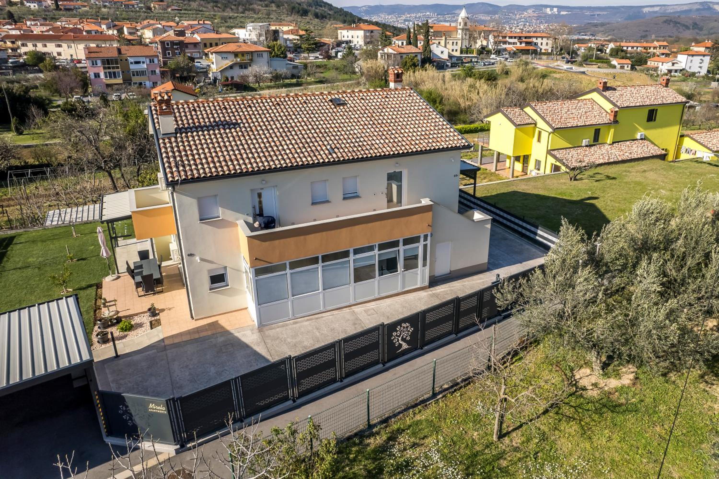 Apartments Mirela
