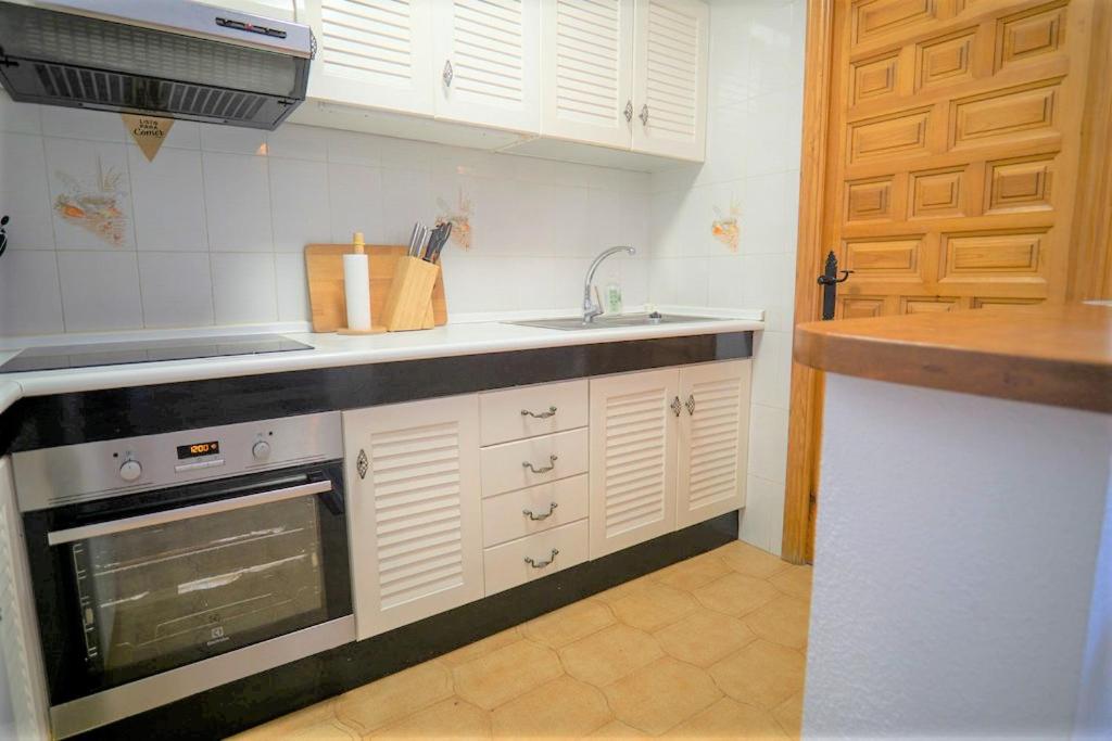 Beautiful 2 Bedroom Bungalow with Communal Pools