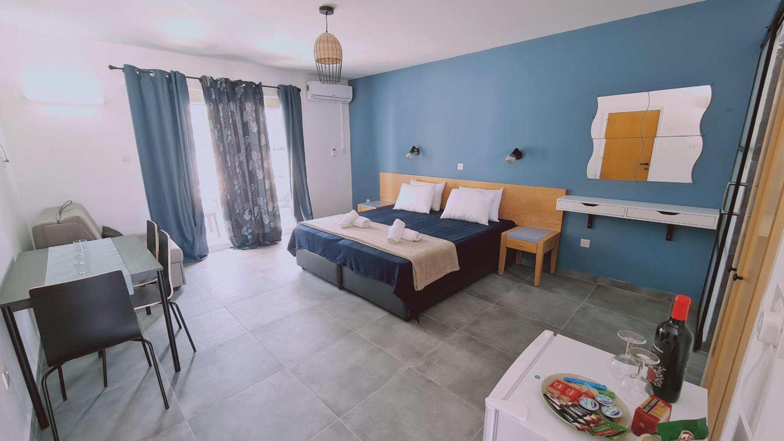 Nissi avenue 64 Studio 2 - Luxcyservices