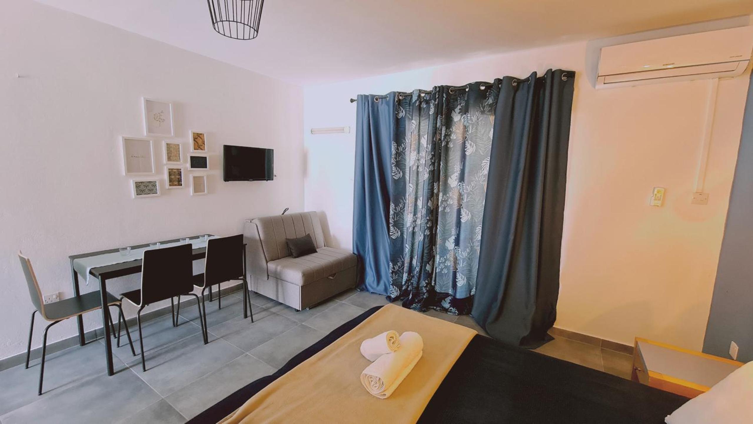 Nissi avenue 64 Studio 2 - Luxcyservices