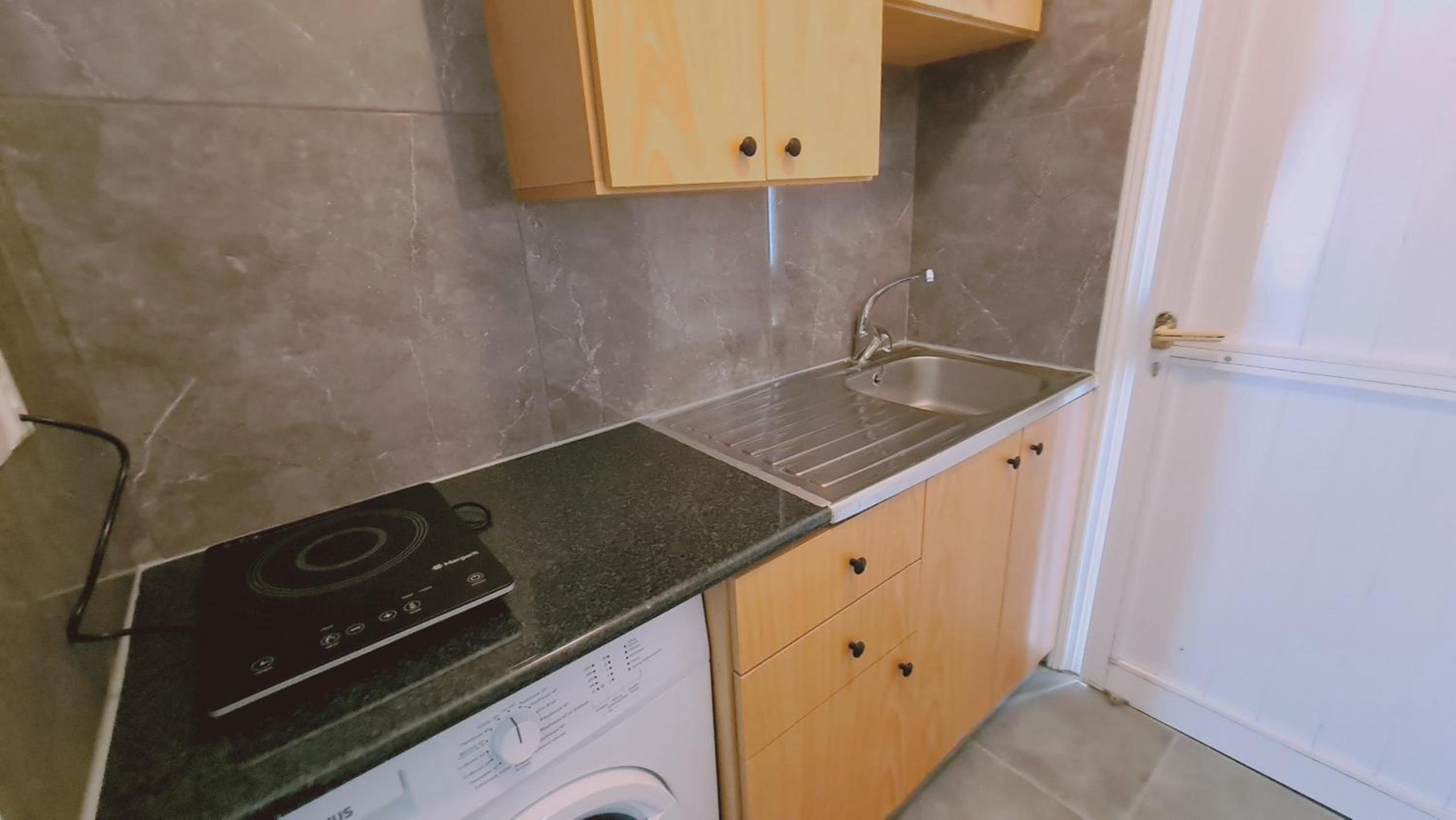 Nissi avenue 64 Studio 2 - Luxcyservices