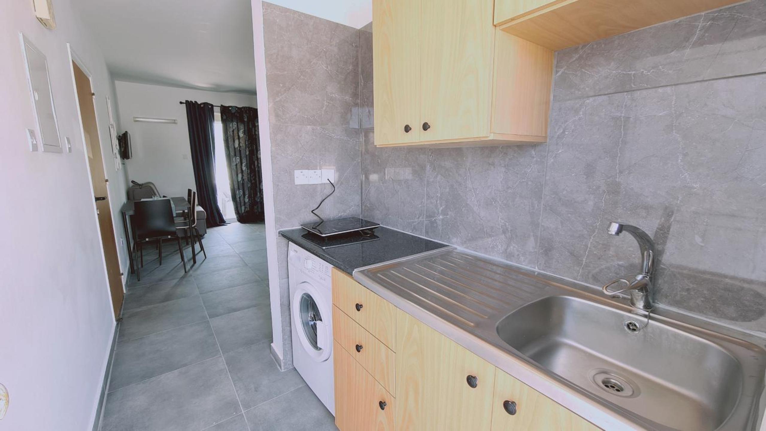 Nissi avenue 64 Studio 2 - Luxcyservices