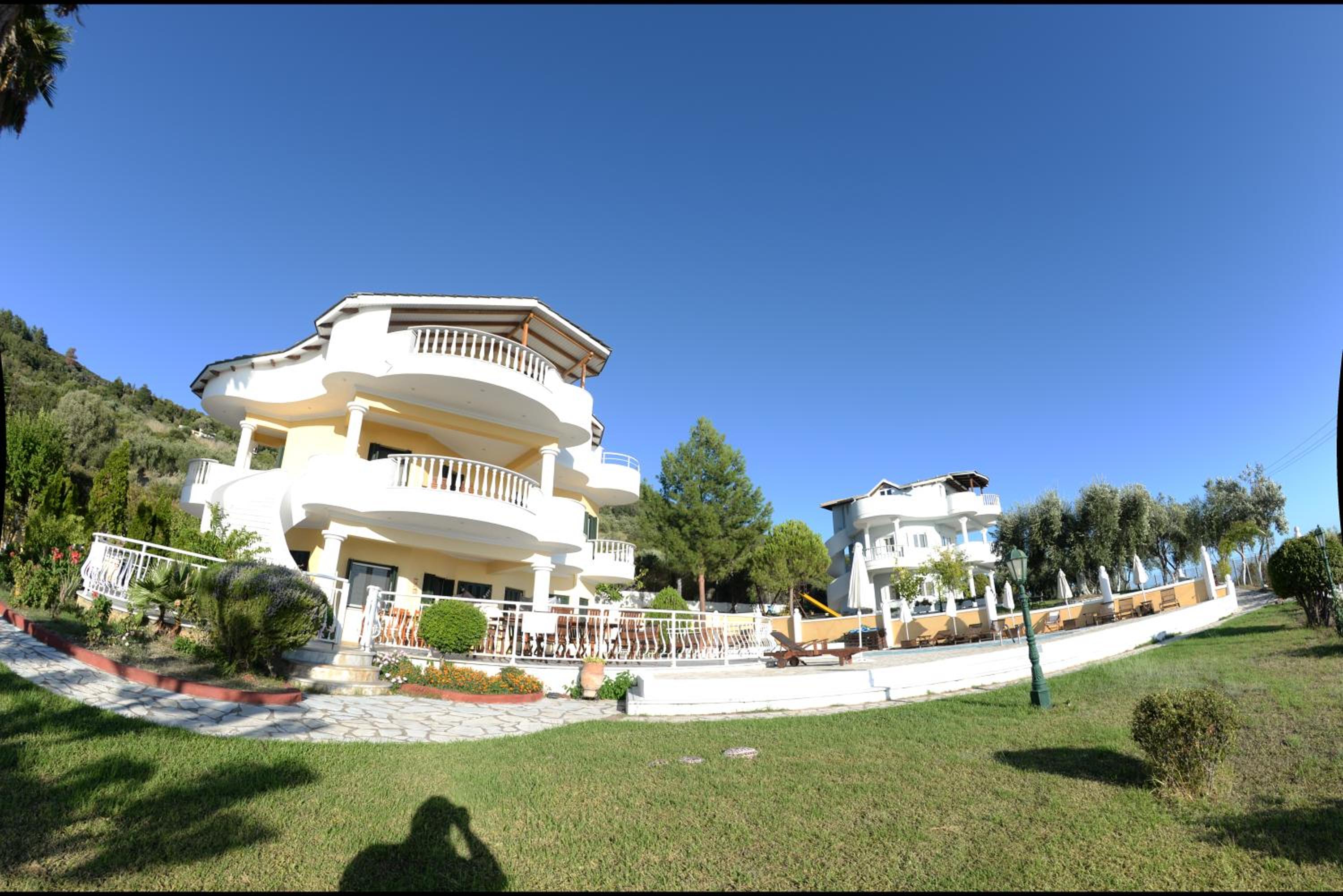 Villa Alex