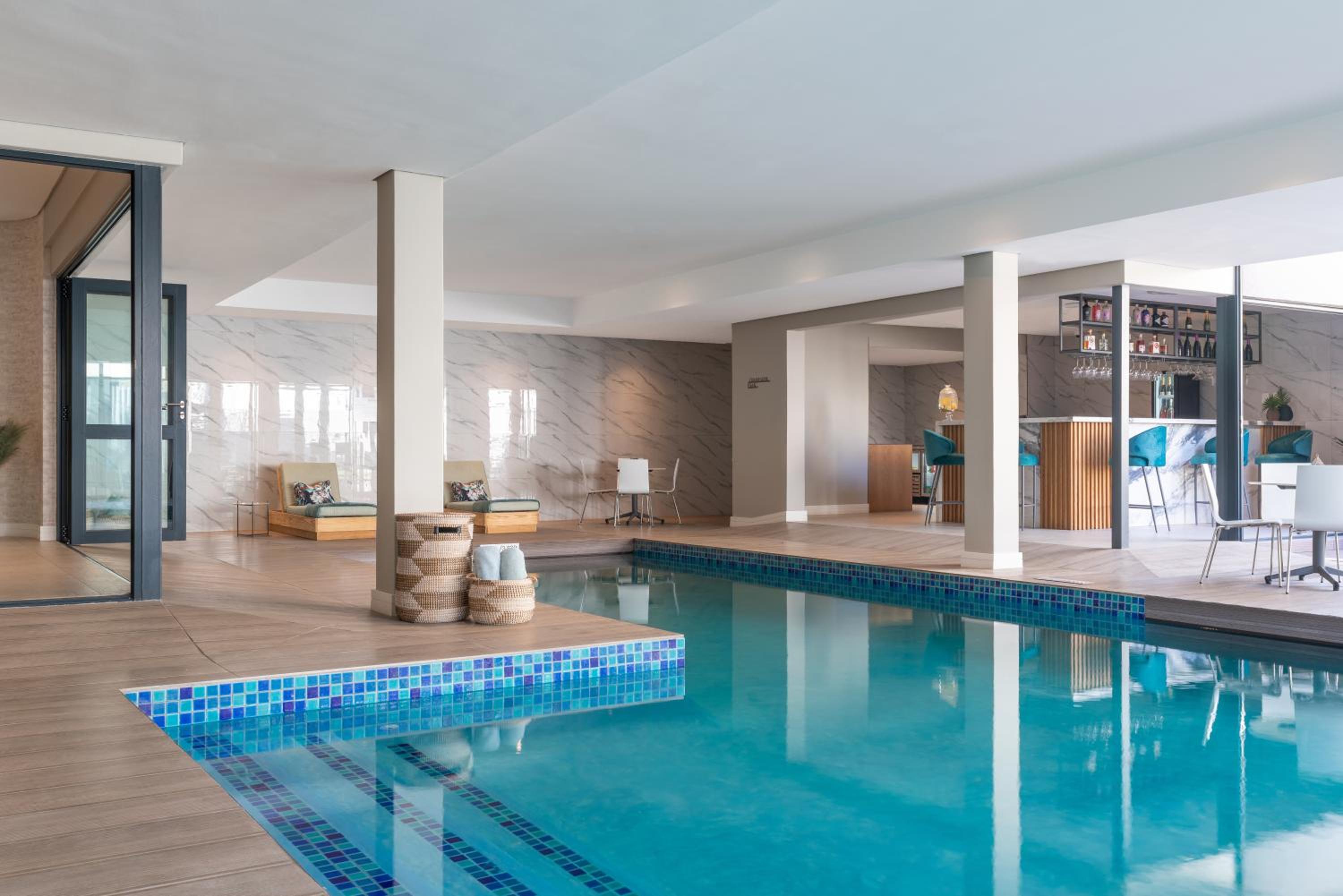 Johannesburg Vacations - Radisson Hotel and Convention Centre OR Tambo Airport - Property Image 5