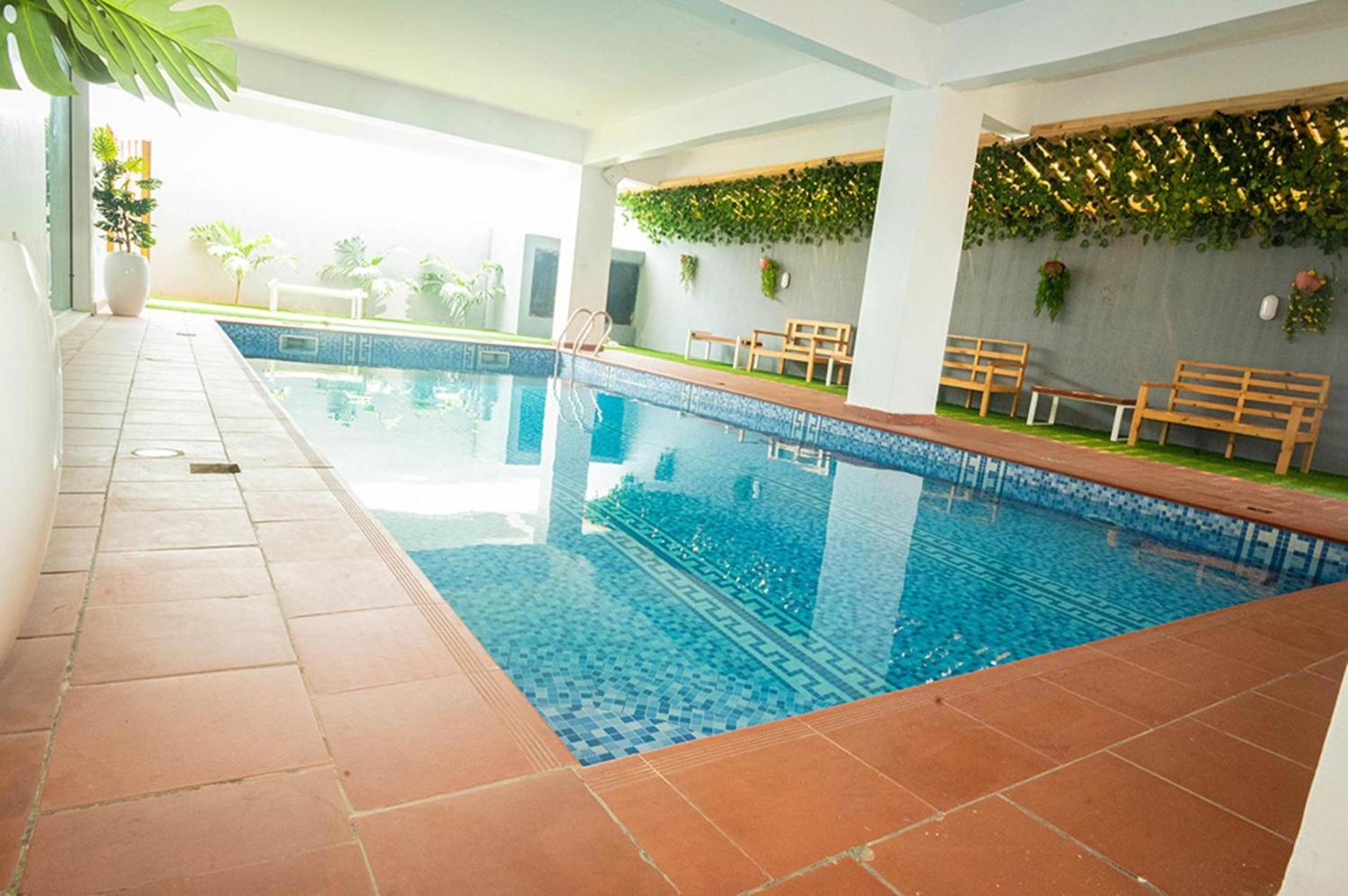 Impeccable 2-Bed Apartment in Lekki With Snooker view 2