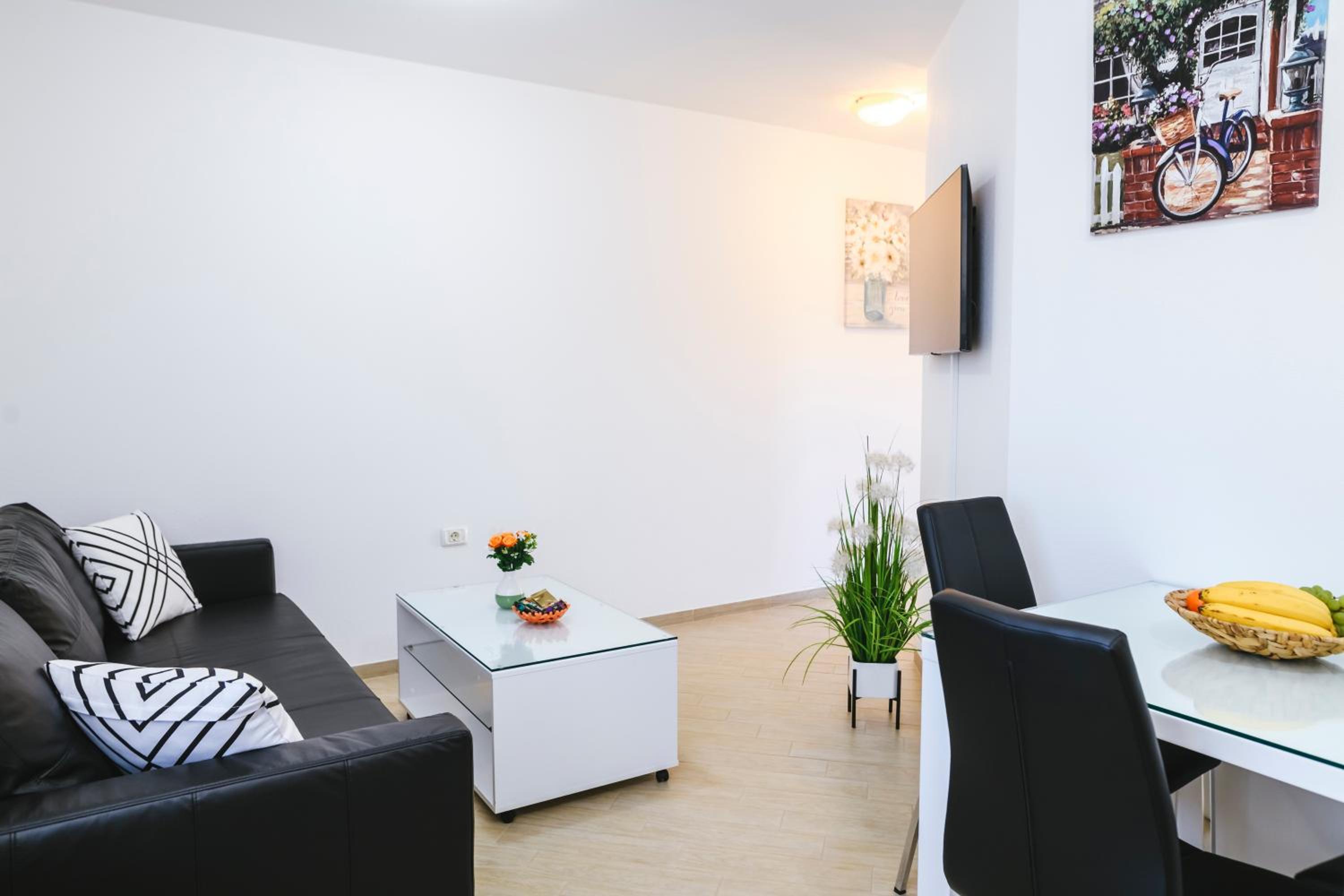 Apartments Mirela
