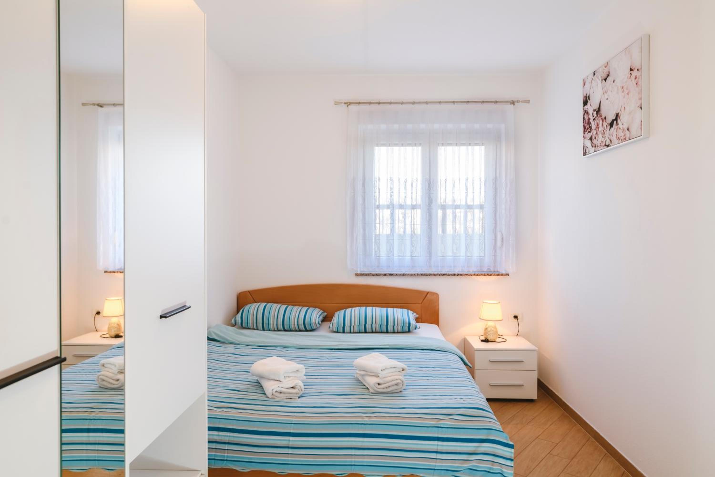 Apartments Mirela
