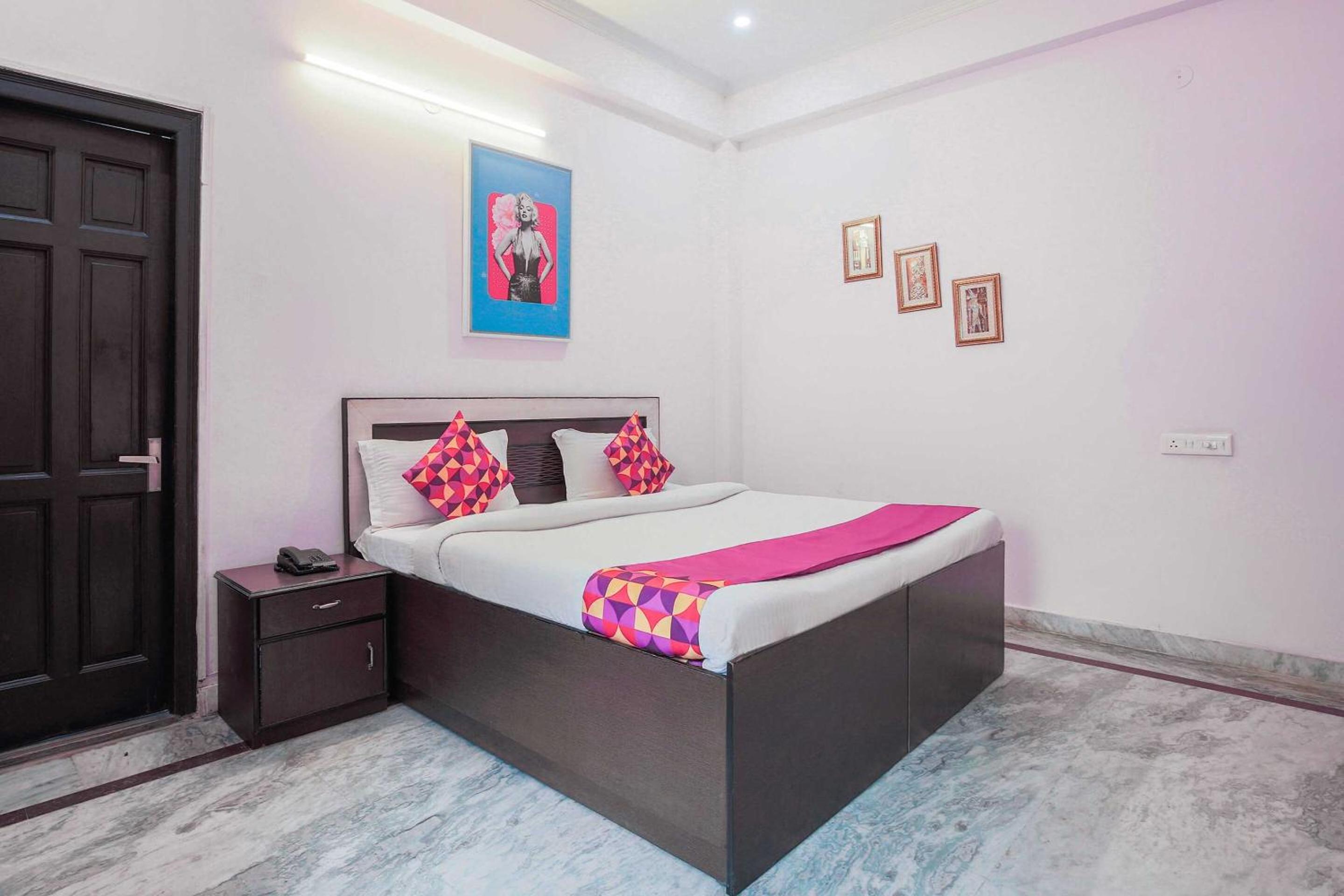 Collection O The Orchid Hotel Near Omaxe Celebration Mall view 5