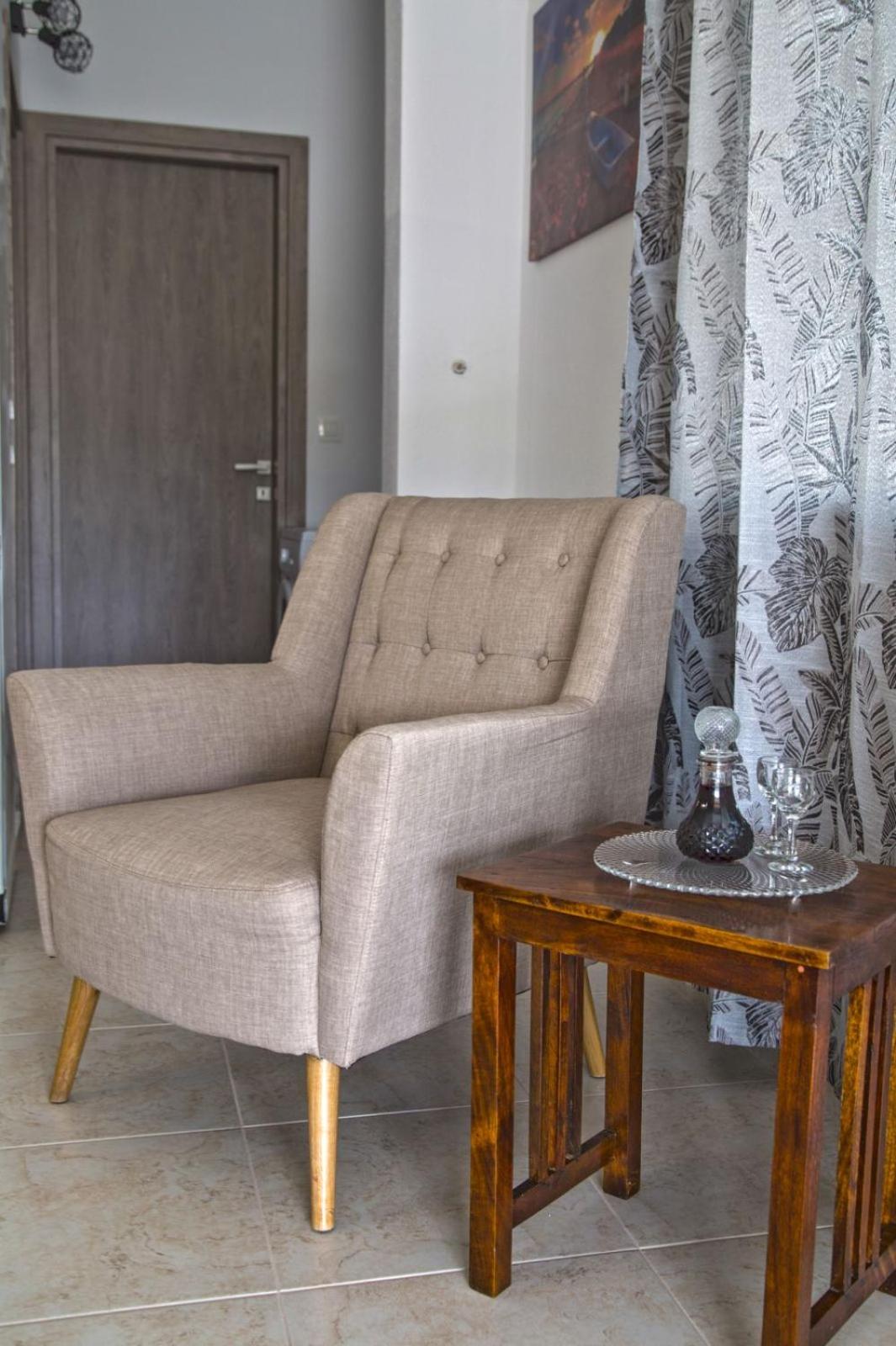 Ntina's Hause