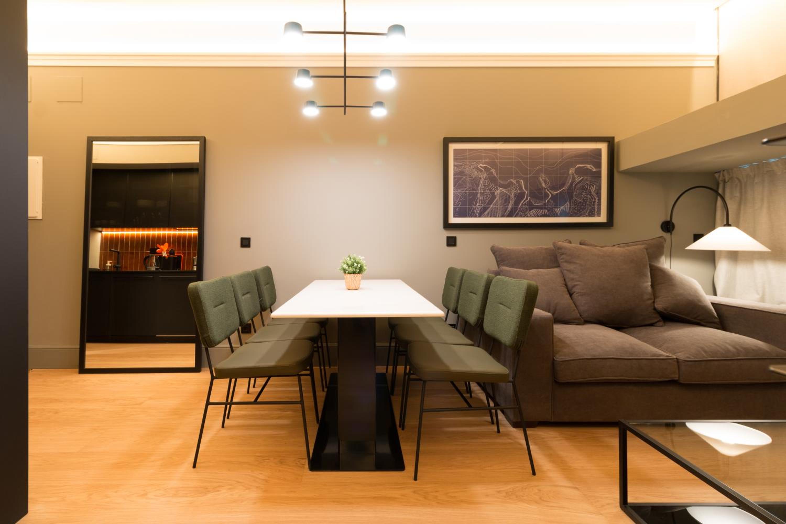 Old Town Apartments by Staynnapartments