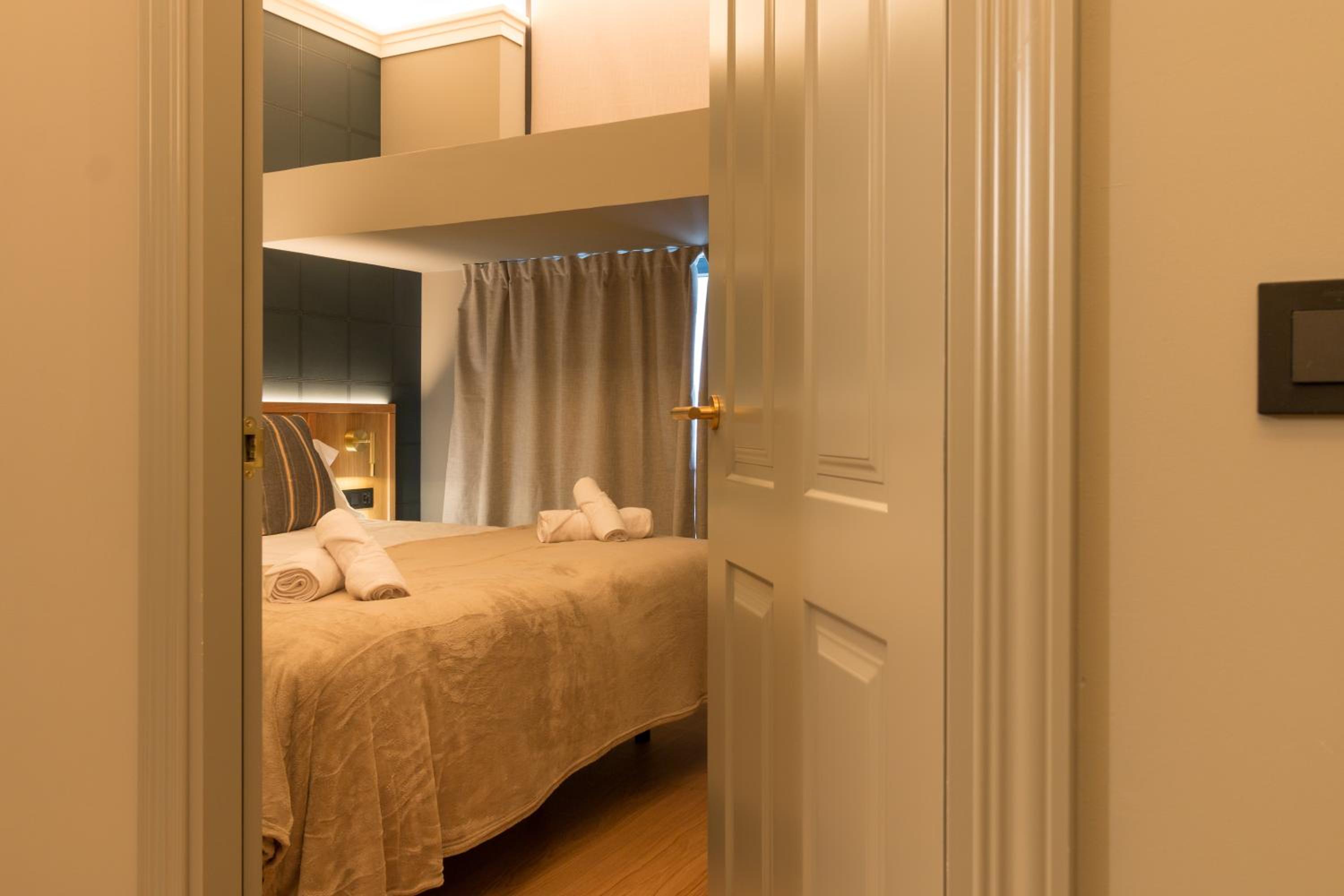 Old Town Apartments by Staynnapartments