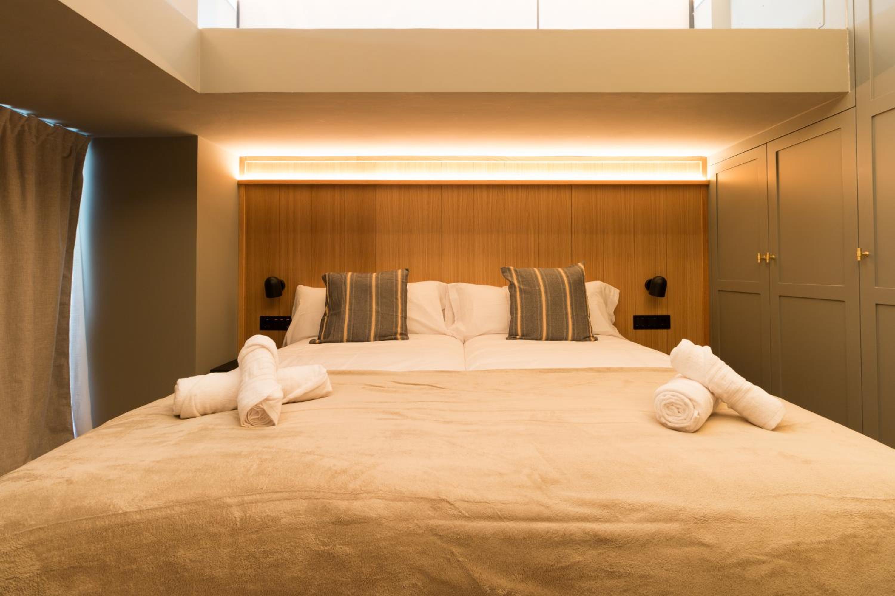 Old Town Apartments by Staynnapartments