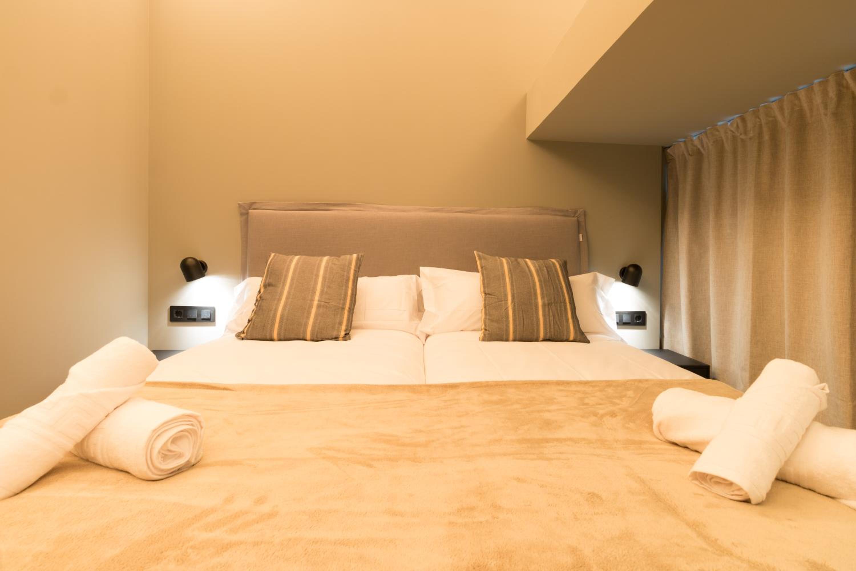Old Town Apartments by Staynnapartments
