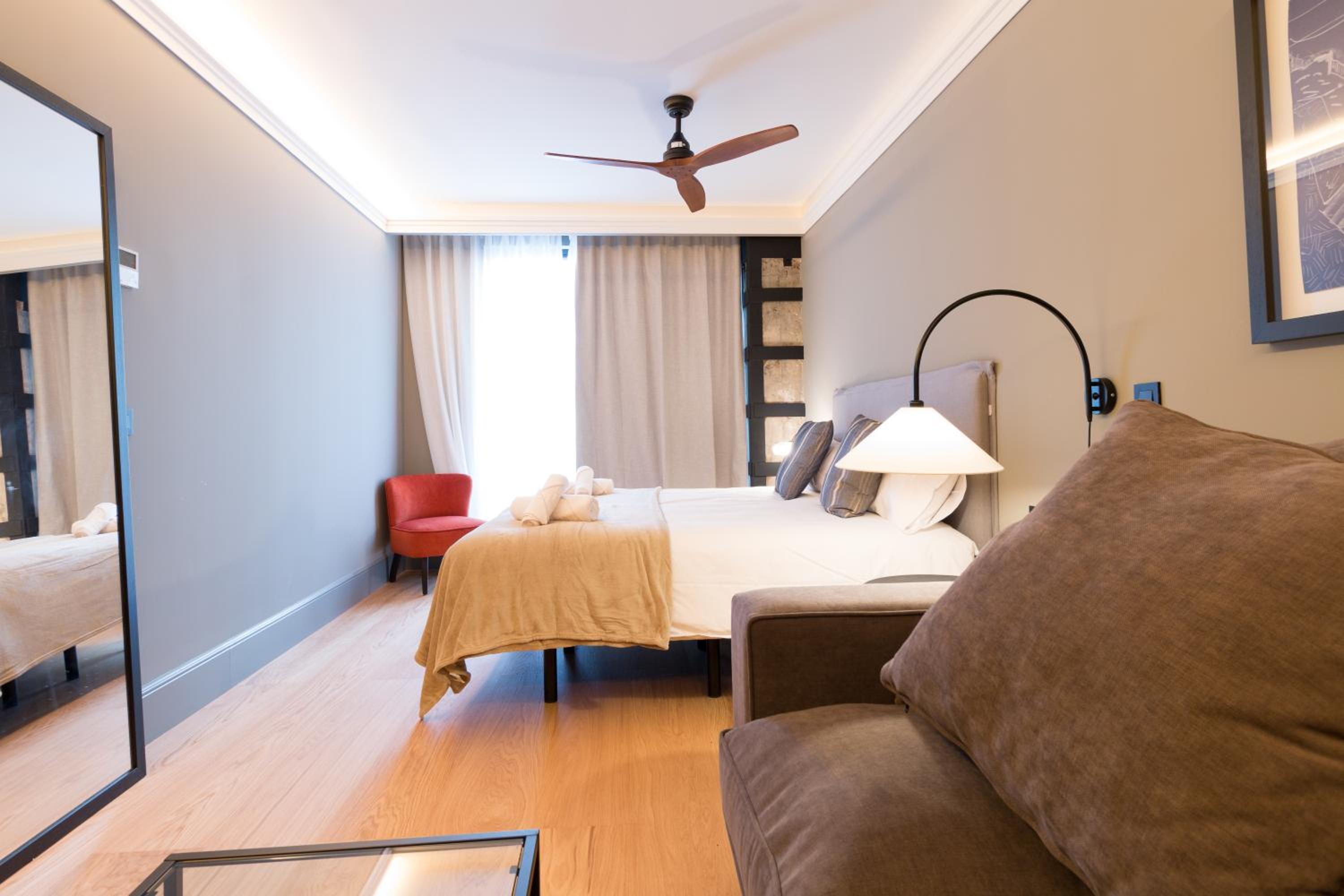 Old Town Apartments by Staynnapartments