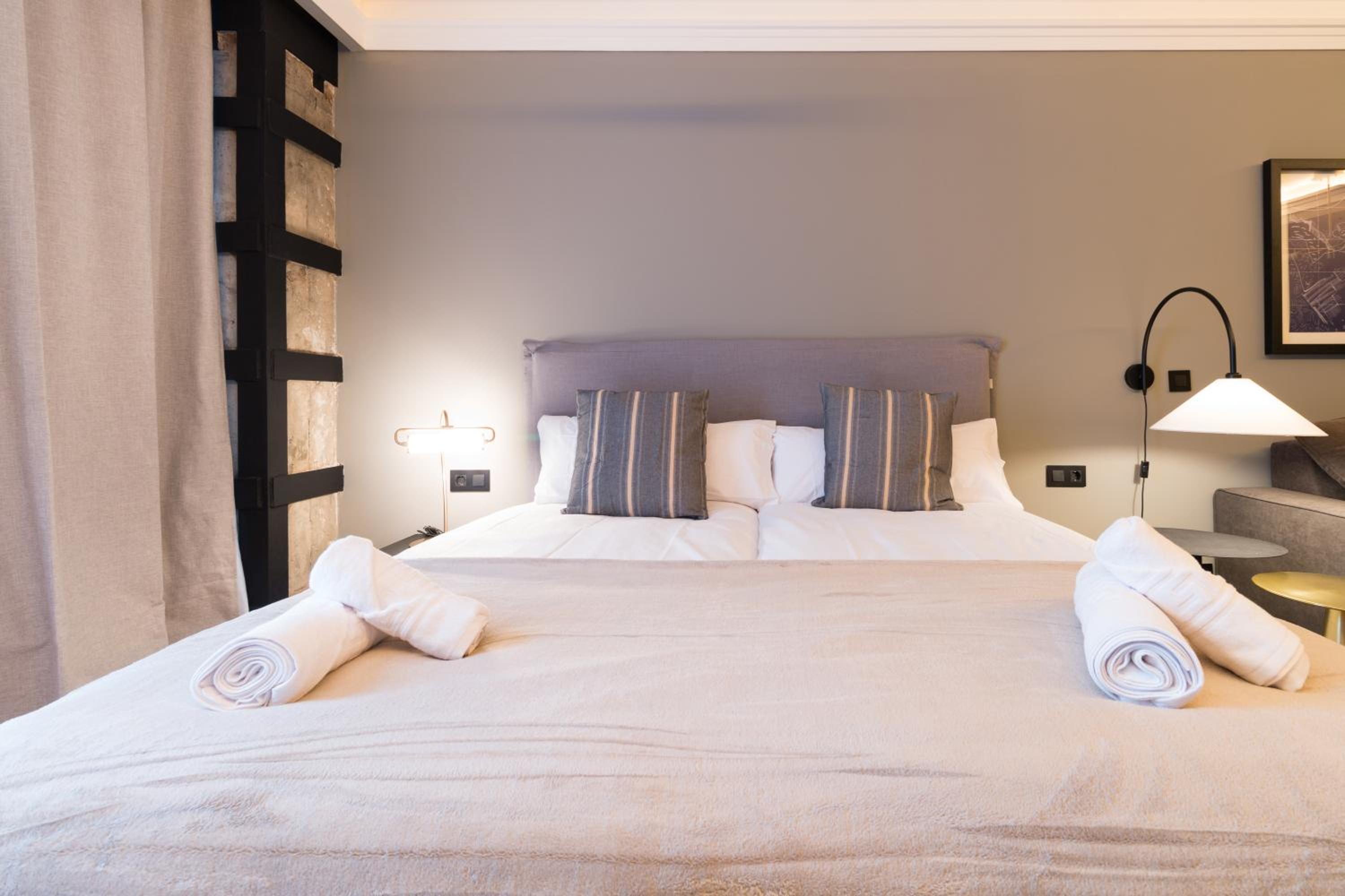 Old Town Apartments by Staynnapartments