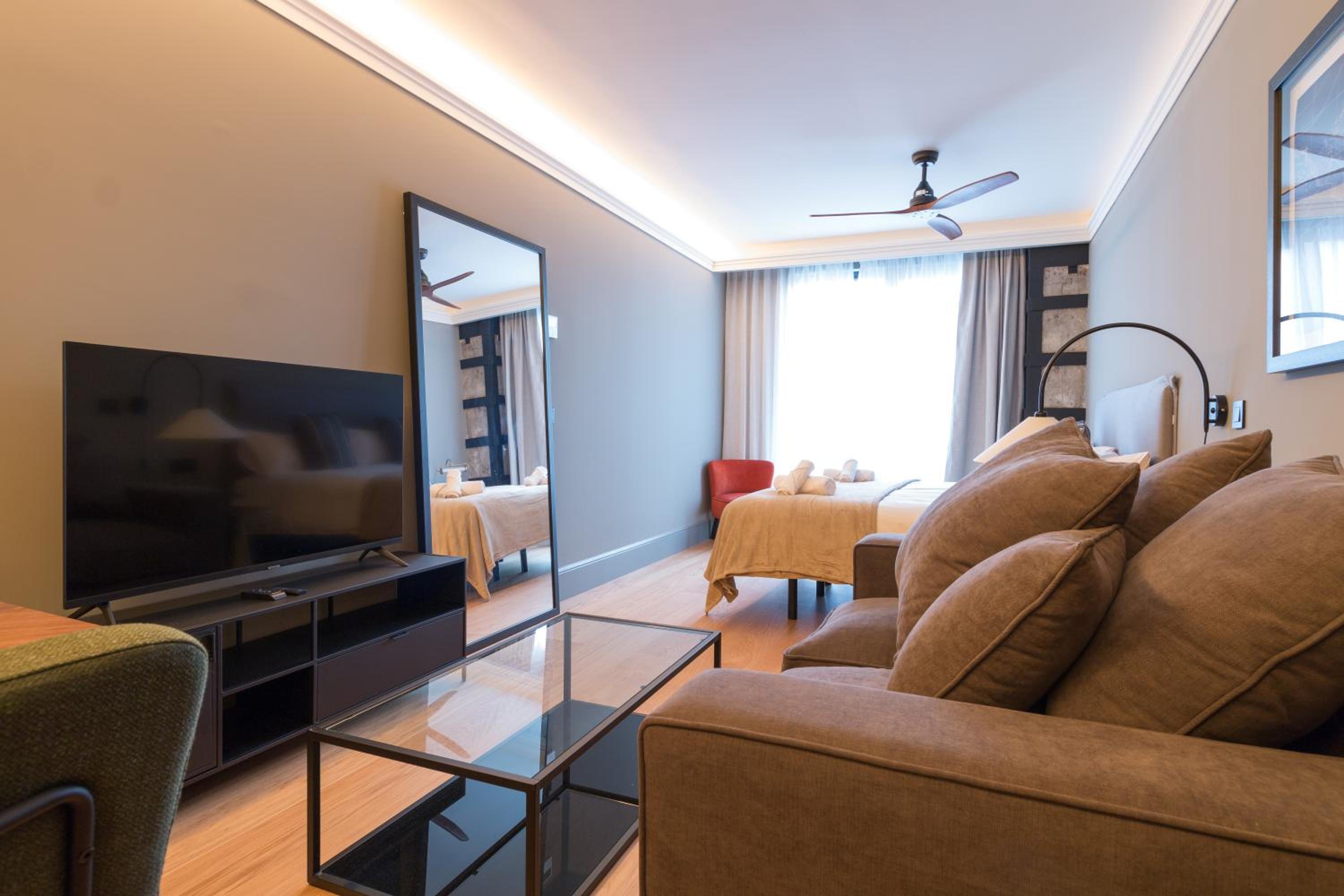 Old Town Apartments by Staynnapartments