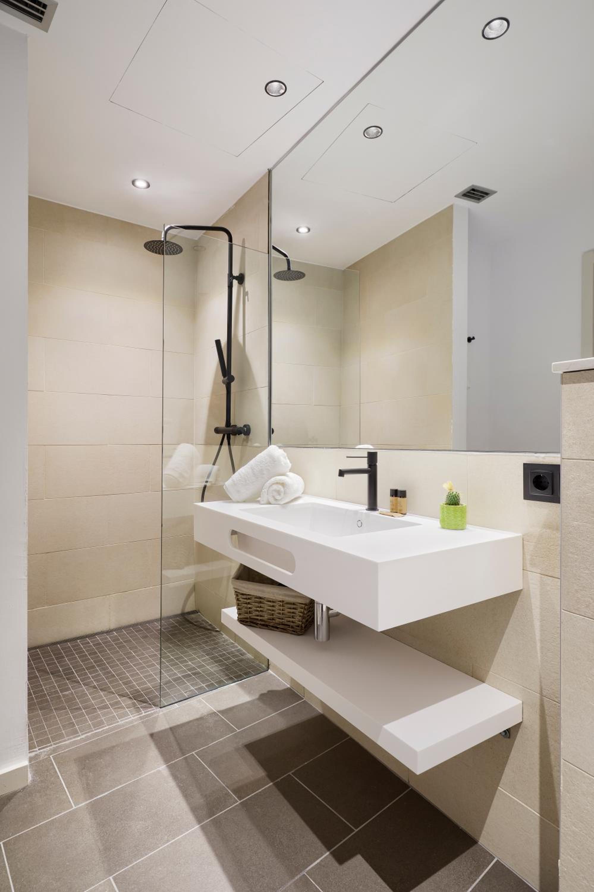 Gaia Apartments & Lofts Girona