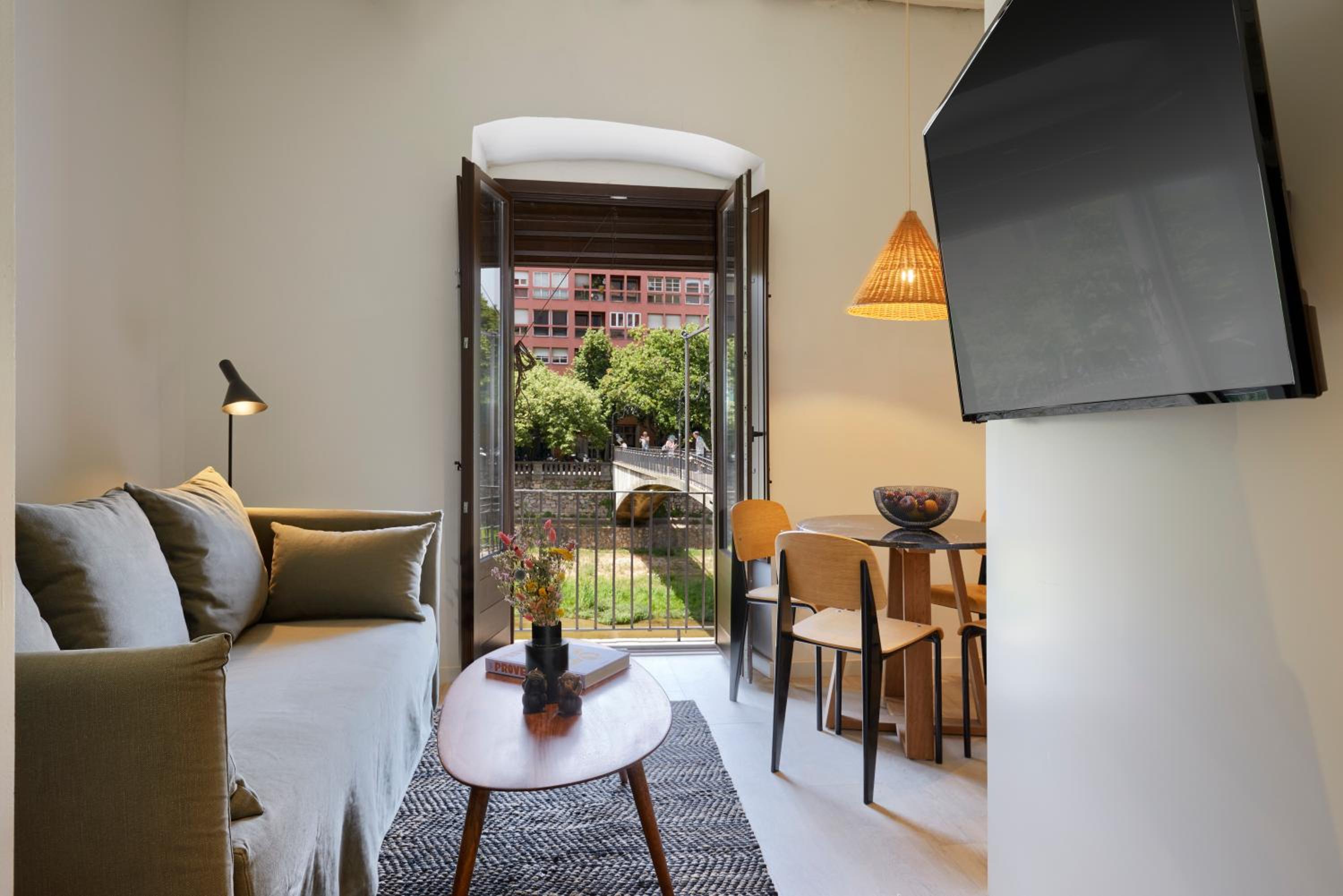 Gaia Apartments & Lofts Girona