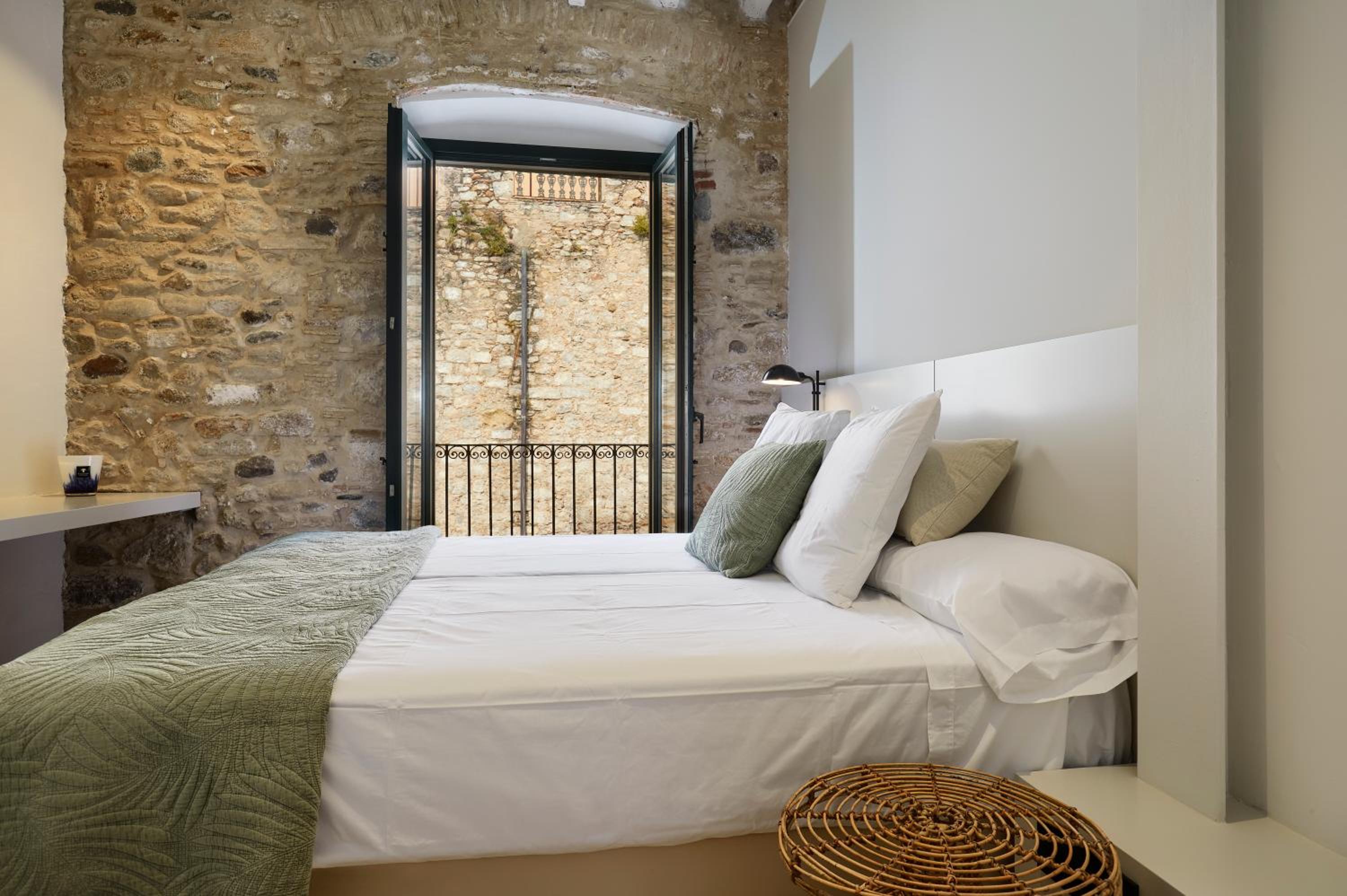 Gaia Apartments & Lofts Girona