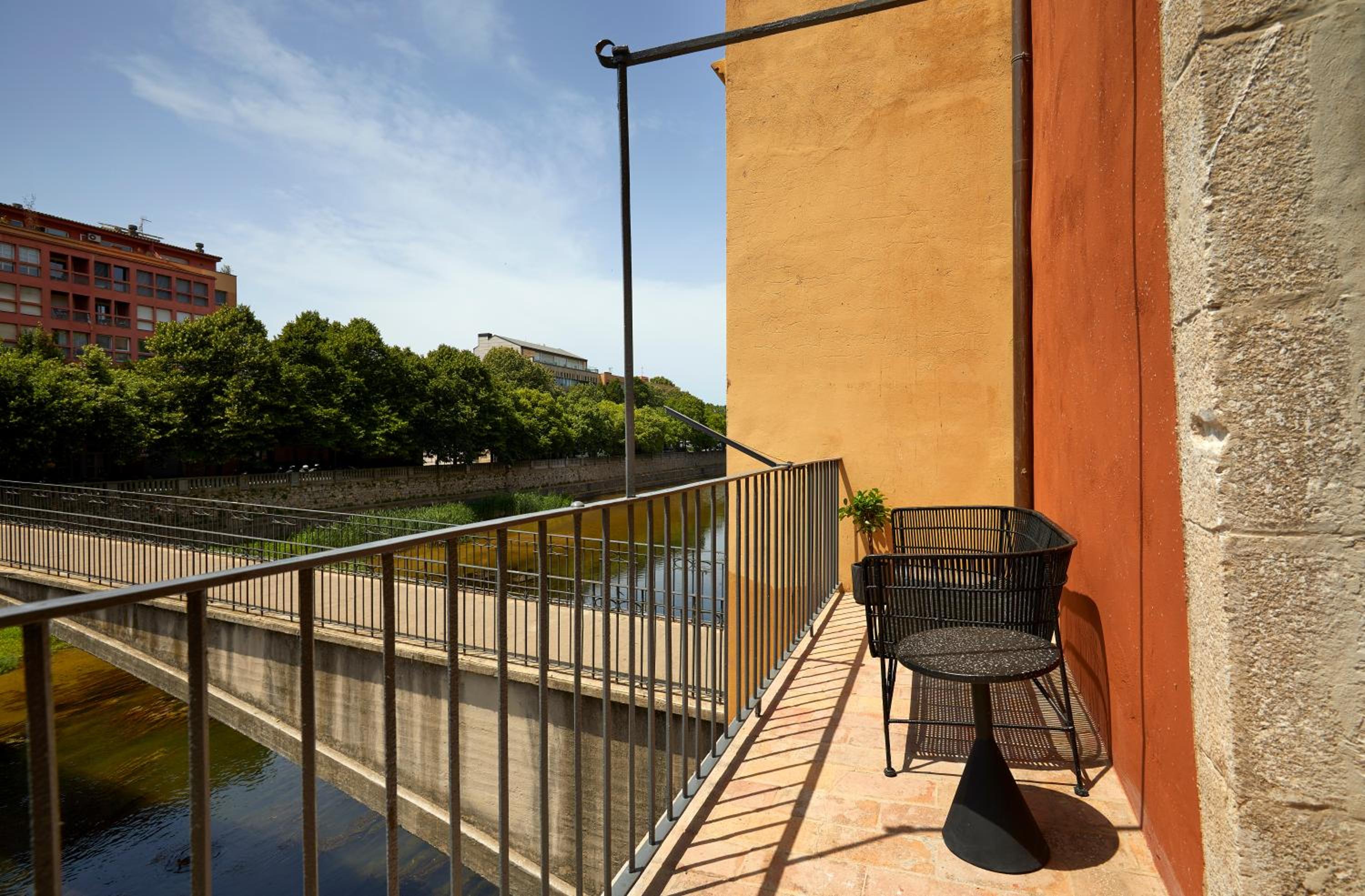 Gaia Apartments & Lofts Girona