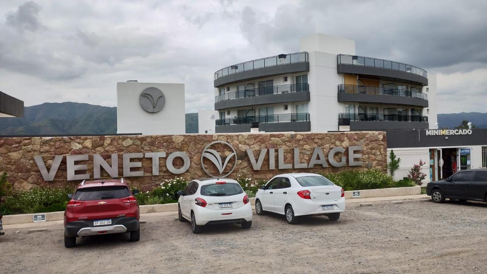 Veneto Village, Complejo Vacacional